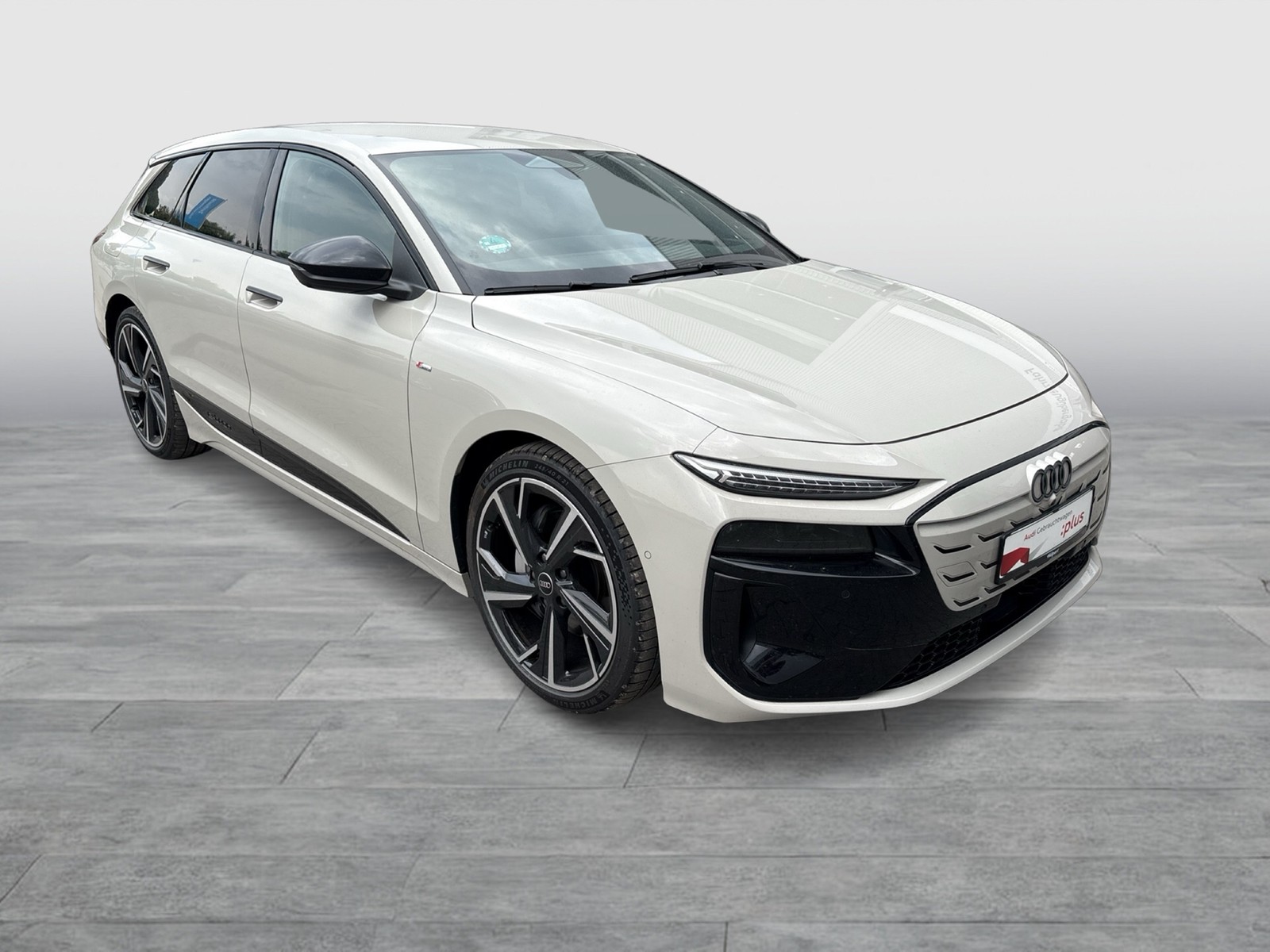 Audi A6 e-tron Avant performance S LINE AHK ACC LM21
