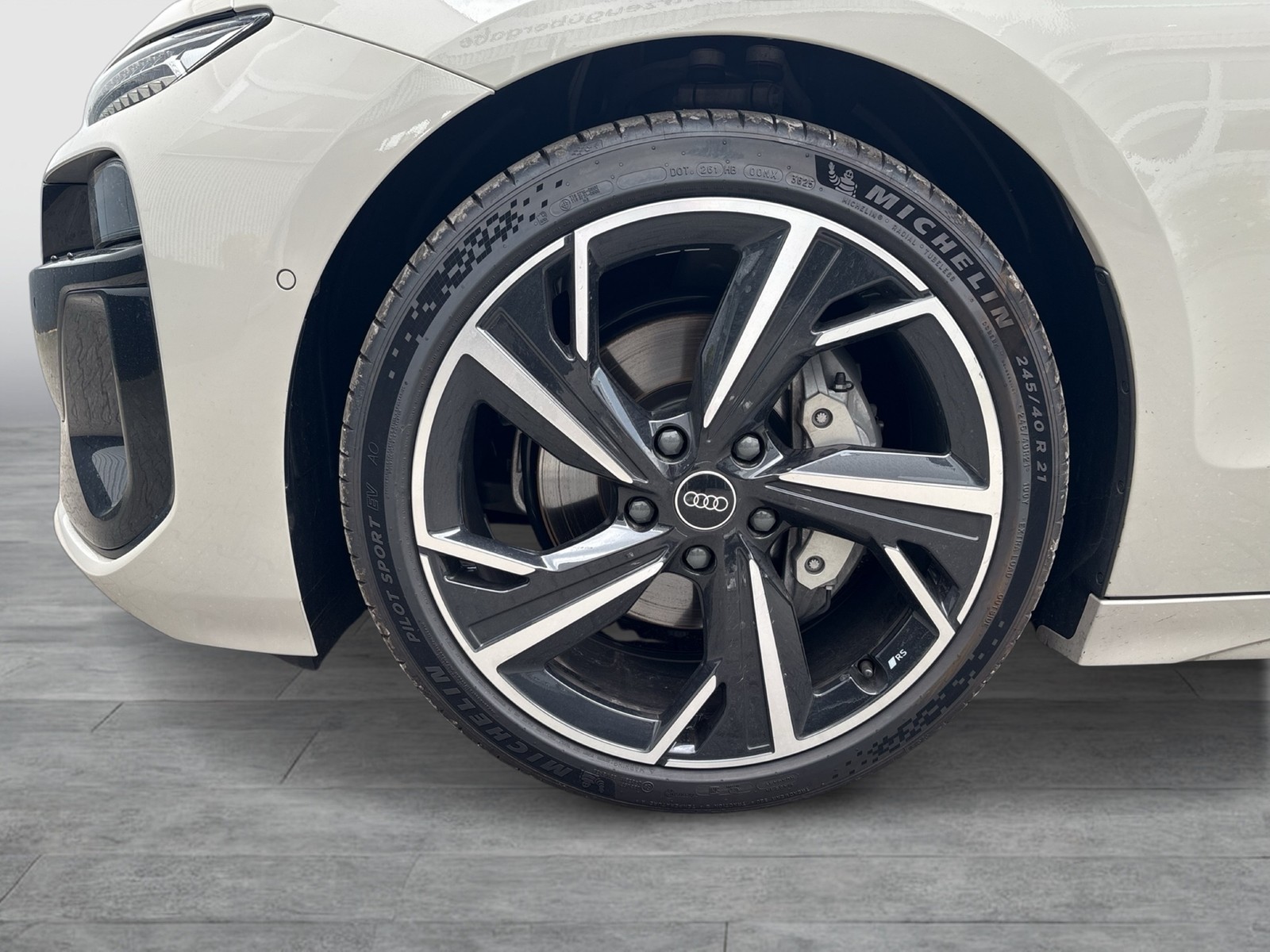 Audi A6 e-tron Avant performance S LINE AHK ACC LM21