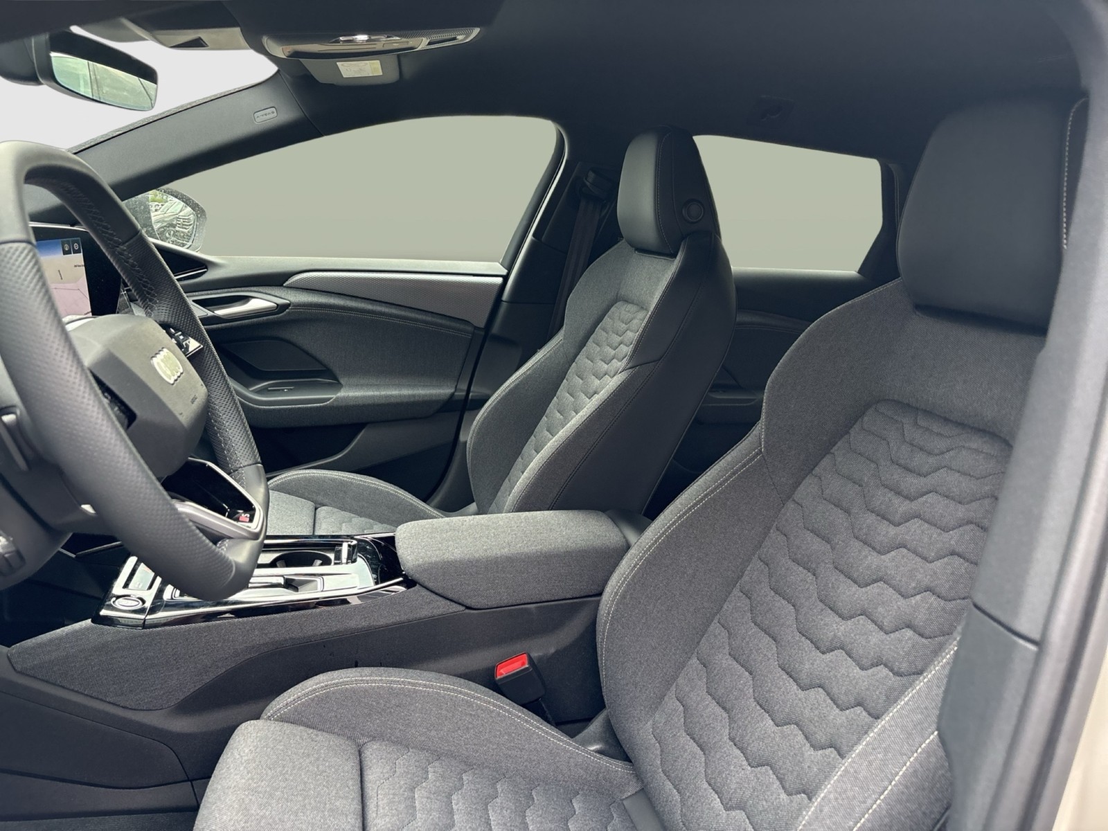 Audi A6 e-tron Avant performance S LINE AHK ACC LM21