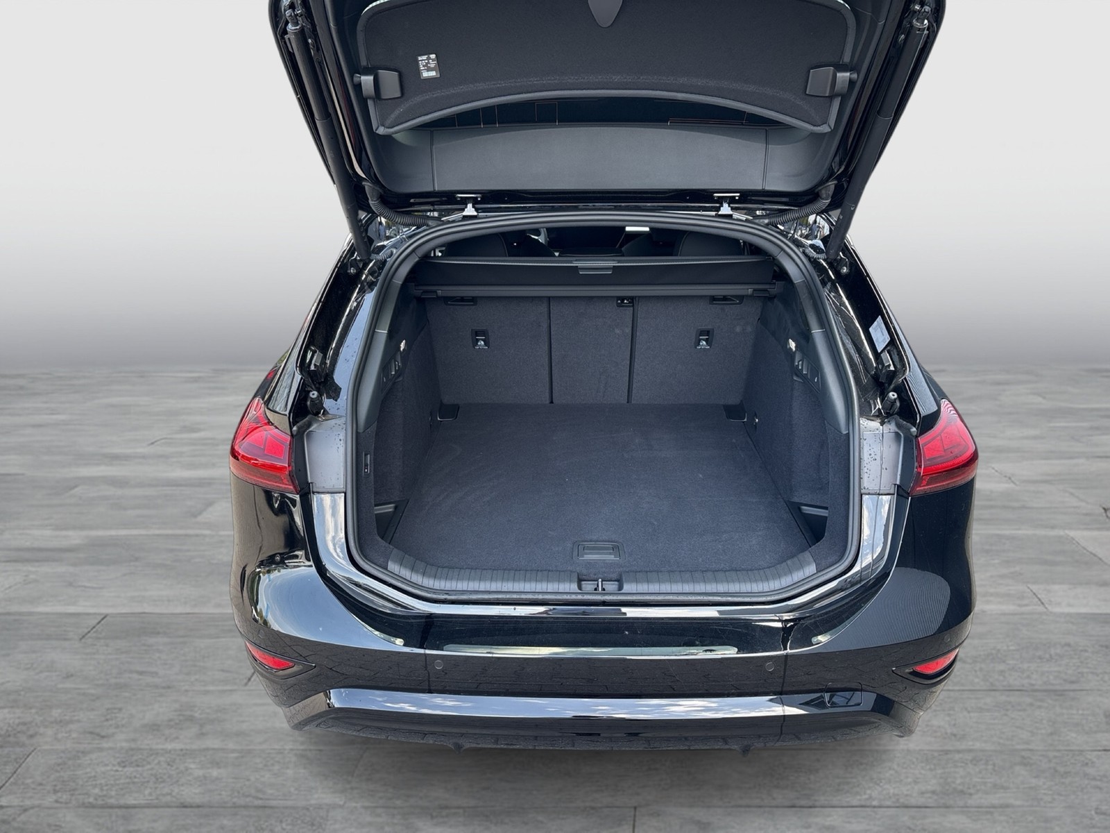 Audi A6 e-tron Avant performance S LINE AHK 360°CAM
