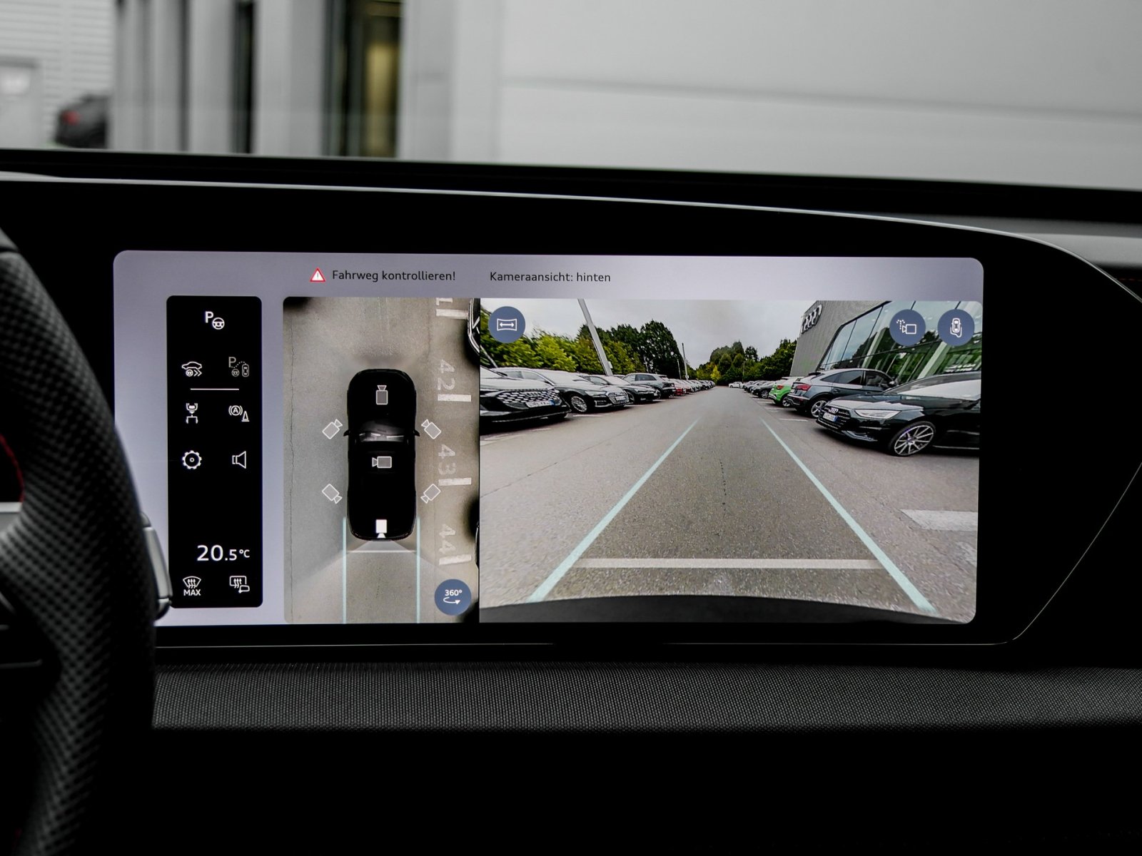 Audi Q7 S LINE 7SITZE AHK PANO B&O TECHPRO STANDHZG