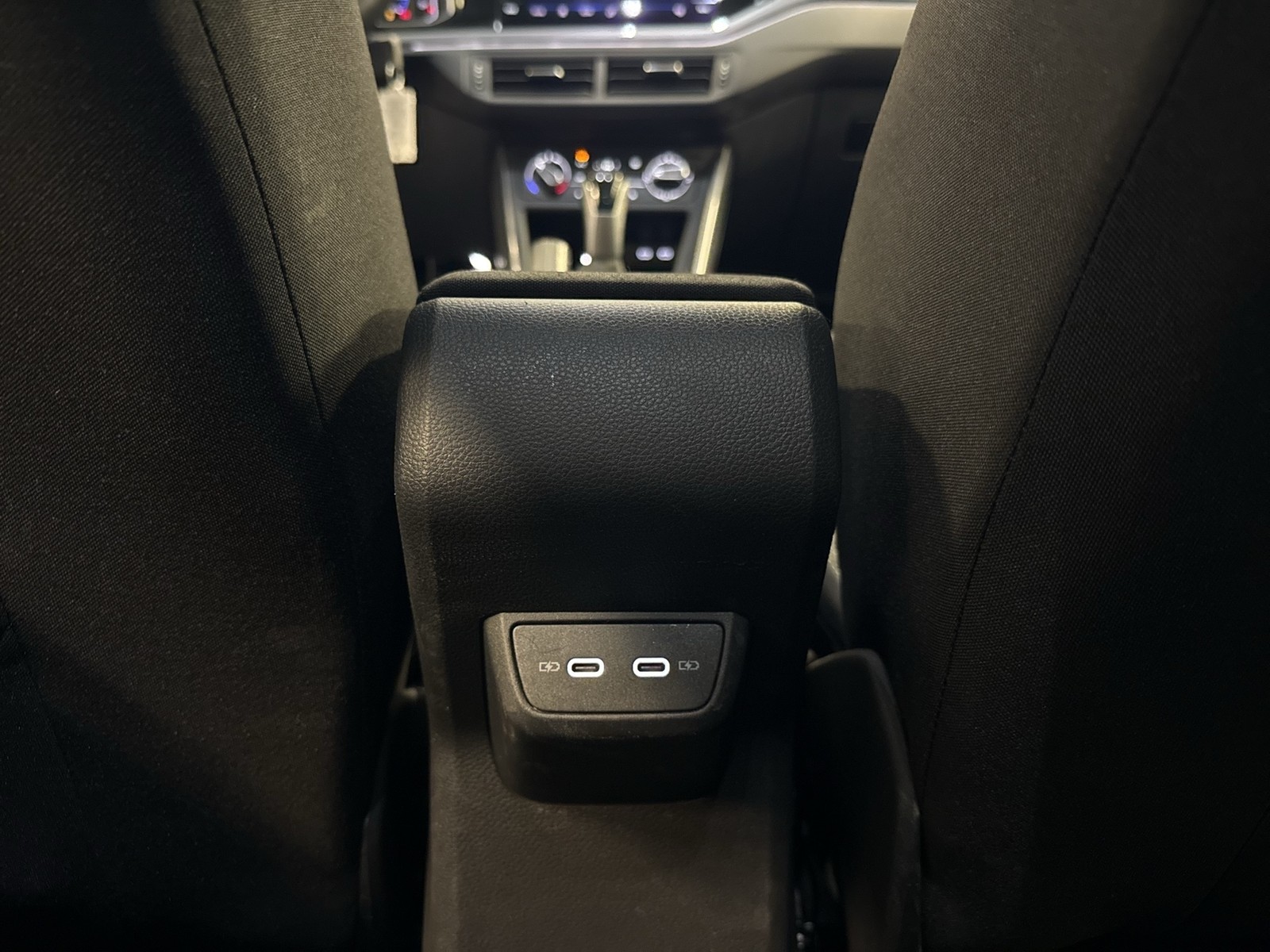 Volkswagen Taigo 1.5 STYLE AHK LM17 MATRIX CARPLAY SITZHEIZ
