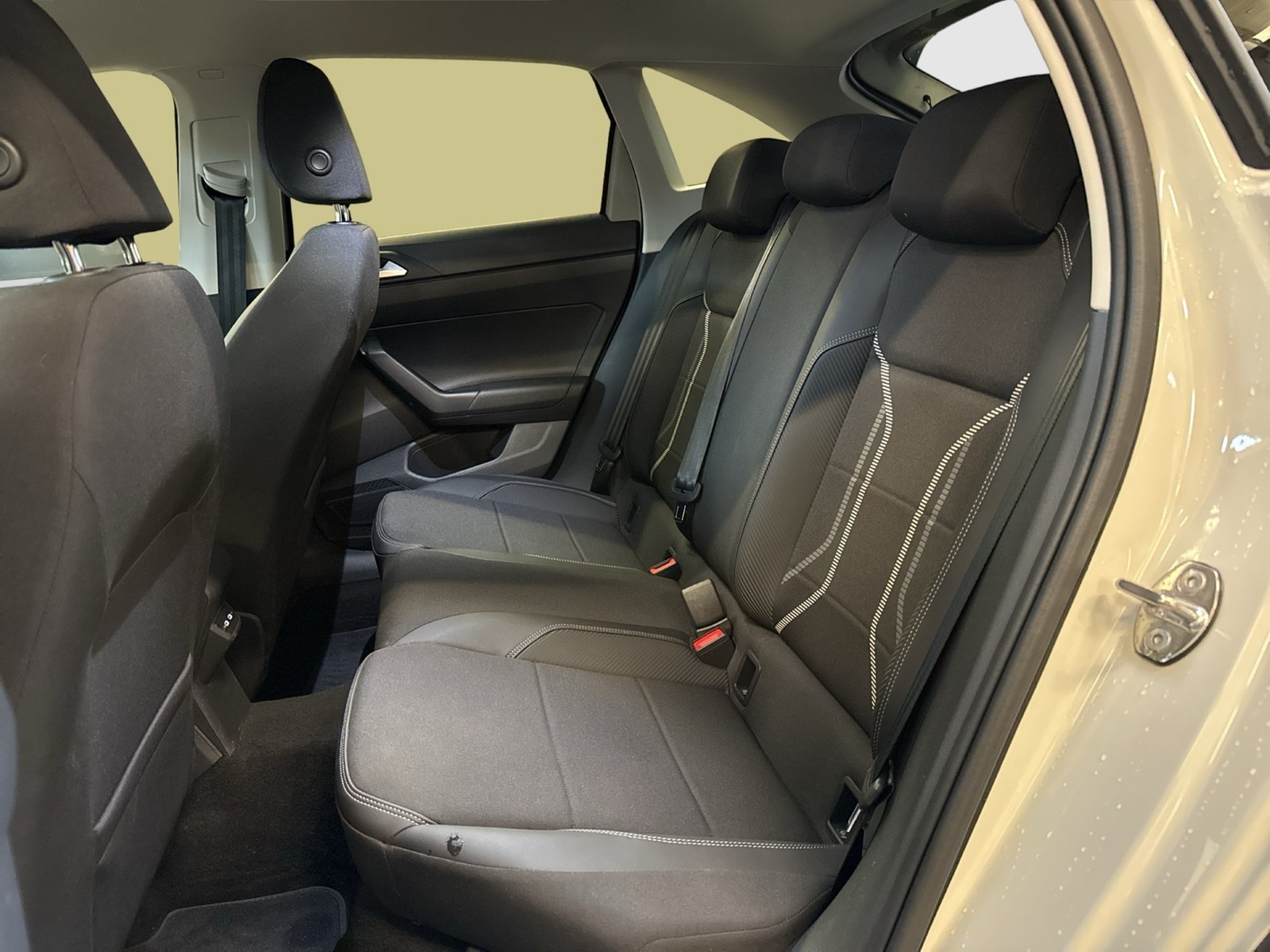 Volkswagen Taigo 1.5 STYLE AHK LM17 MATRIX CARPLAY SITZHEIZ
