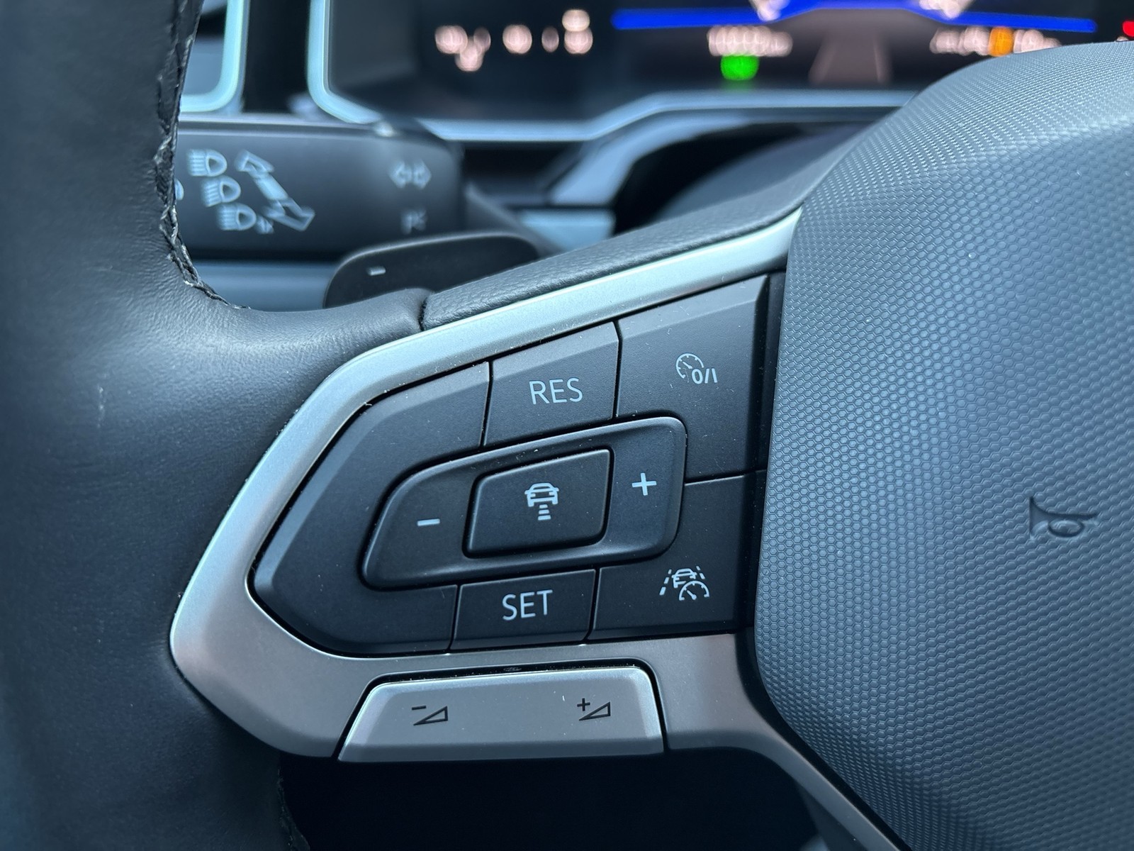 Volkswagen Taigo 1.0 GOAL ACC CARPLAY ALU SITZHEIZUNG LED