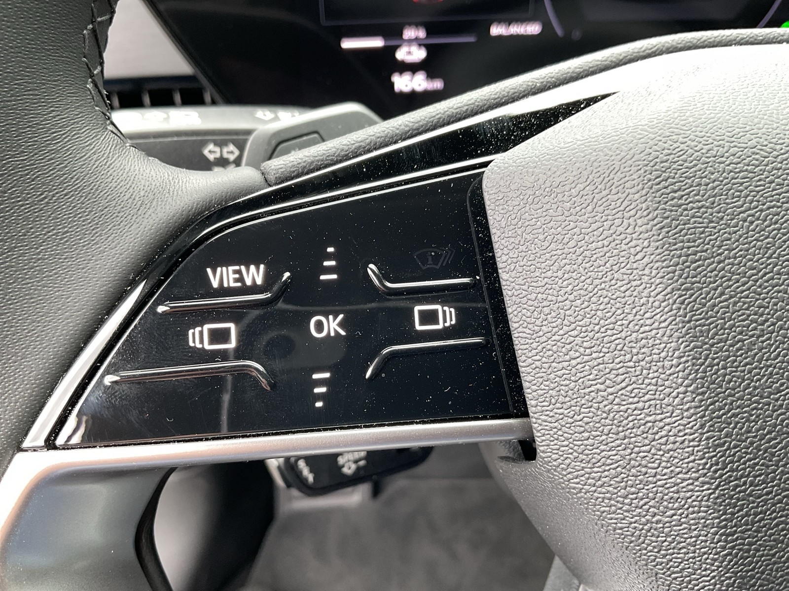 Audi A6 e-tron Avant quattro advanced AHK 360CAM LM20