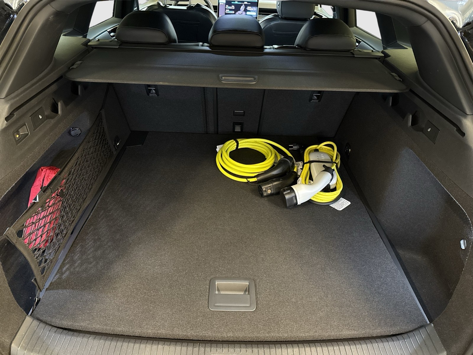 Volkswagen ID.7 Tourer PRO BLACKSTYLE WÄRMEPUMPE AHK 360CAM