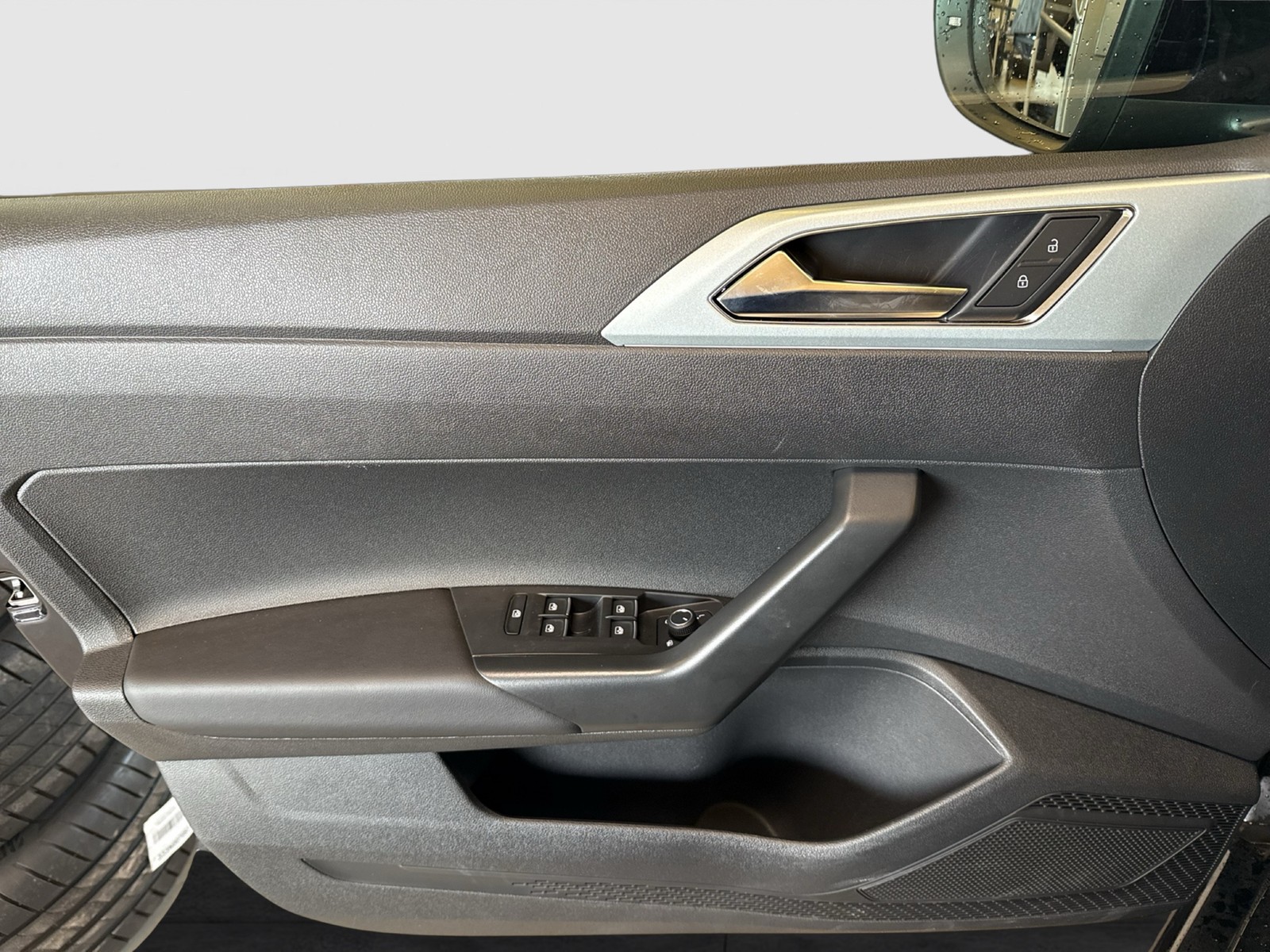 Volkswagen Taigo 1.0 GOAL ACC NAVI LM17 CARPLAY SITZHEIZUNG