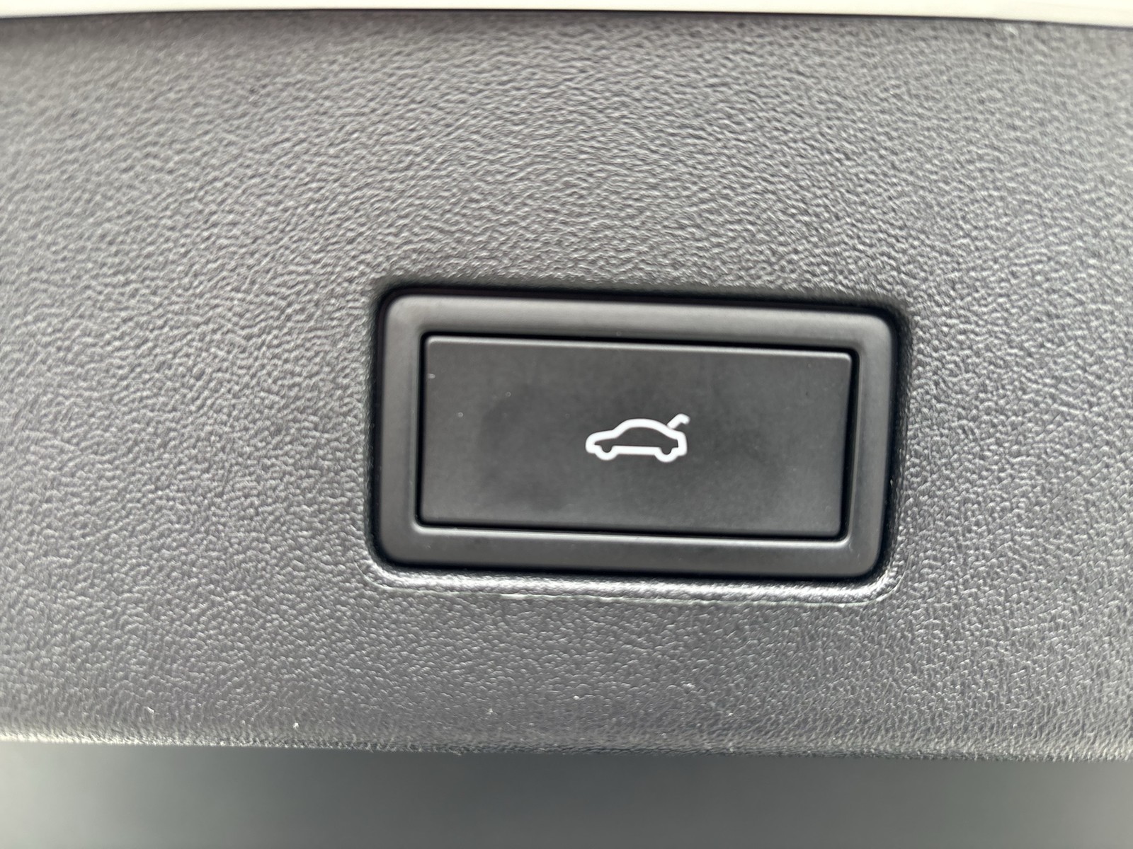 Volkswagen Tayron 1.5 HYBRID ELEGANCE AHK CAM ACC E-KLAPPE