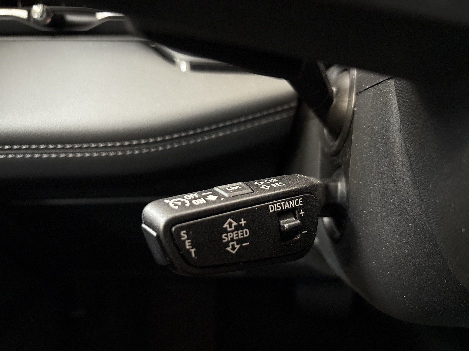 Audi A6 e-tron Avant S LINE B&O HK 360°CAM ACC LM21