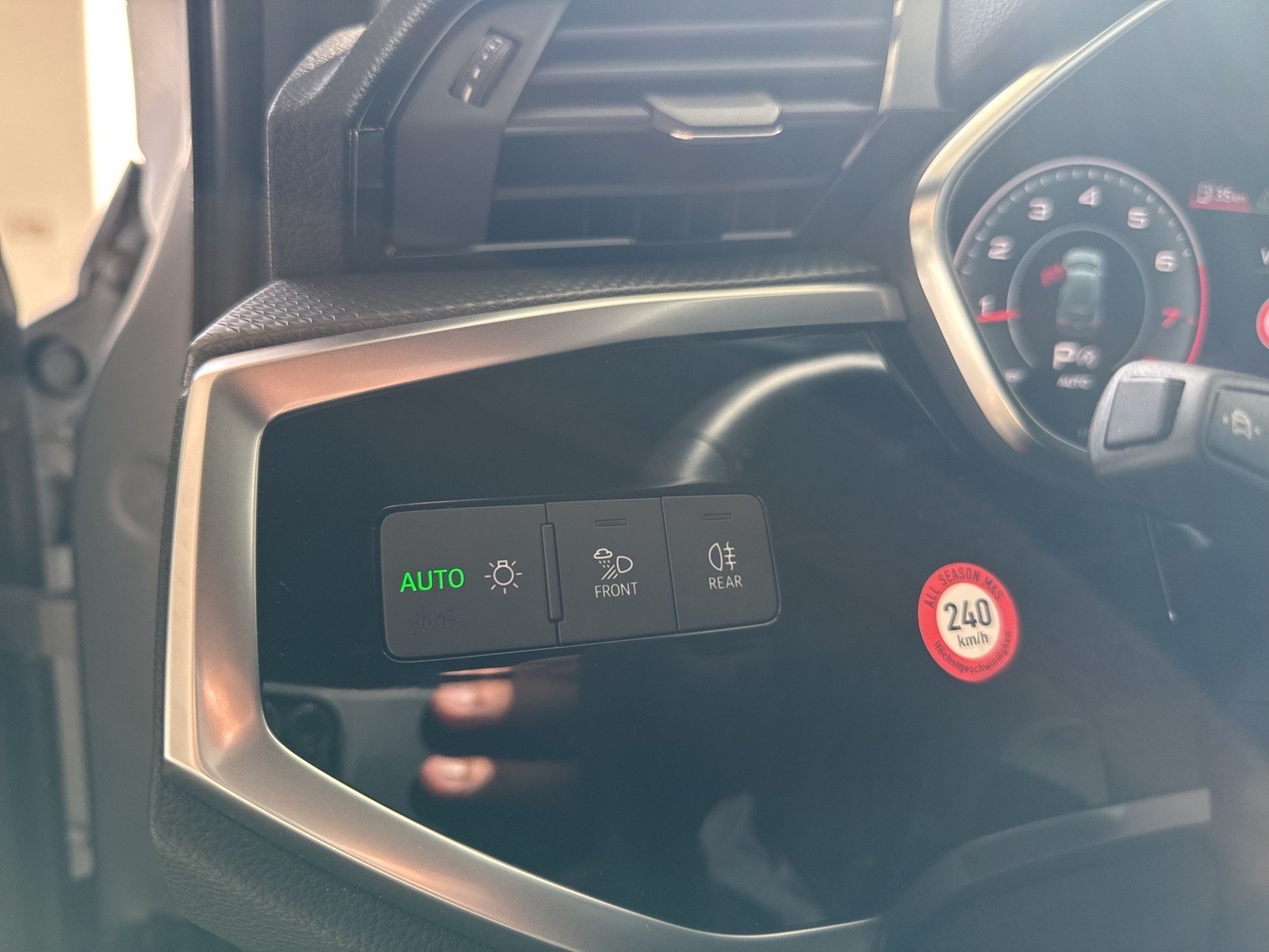 Audi Q3 40 Qu. S LINE PANO AHK 360°CAM ACC LM19