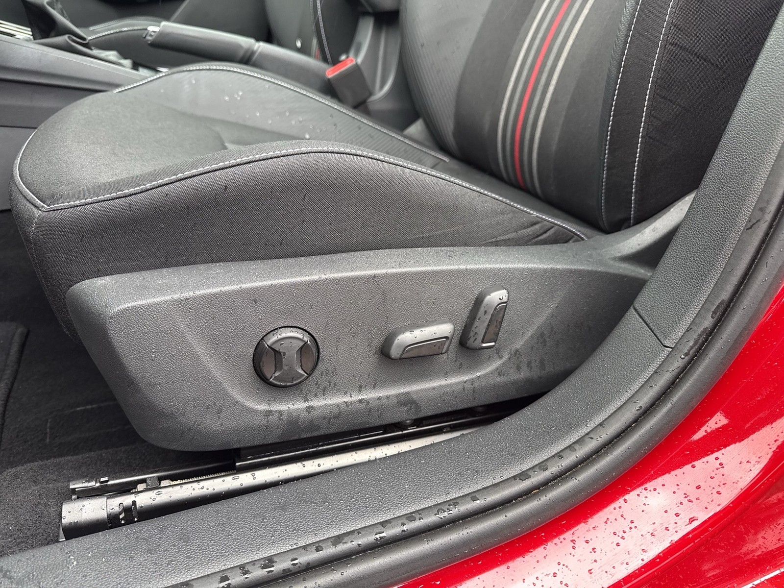 Skoda Kamiq 1.0 MONTE CARLO PANO CAM MATRIX NAVI LM17