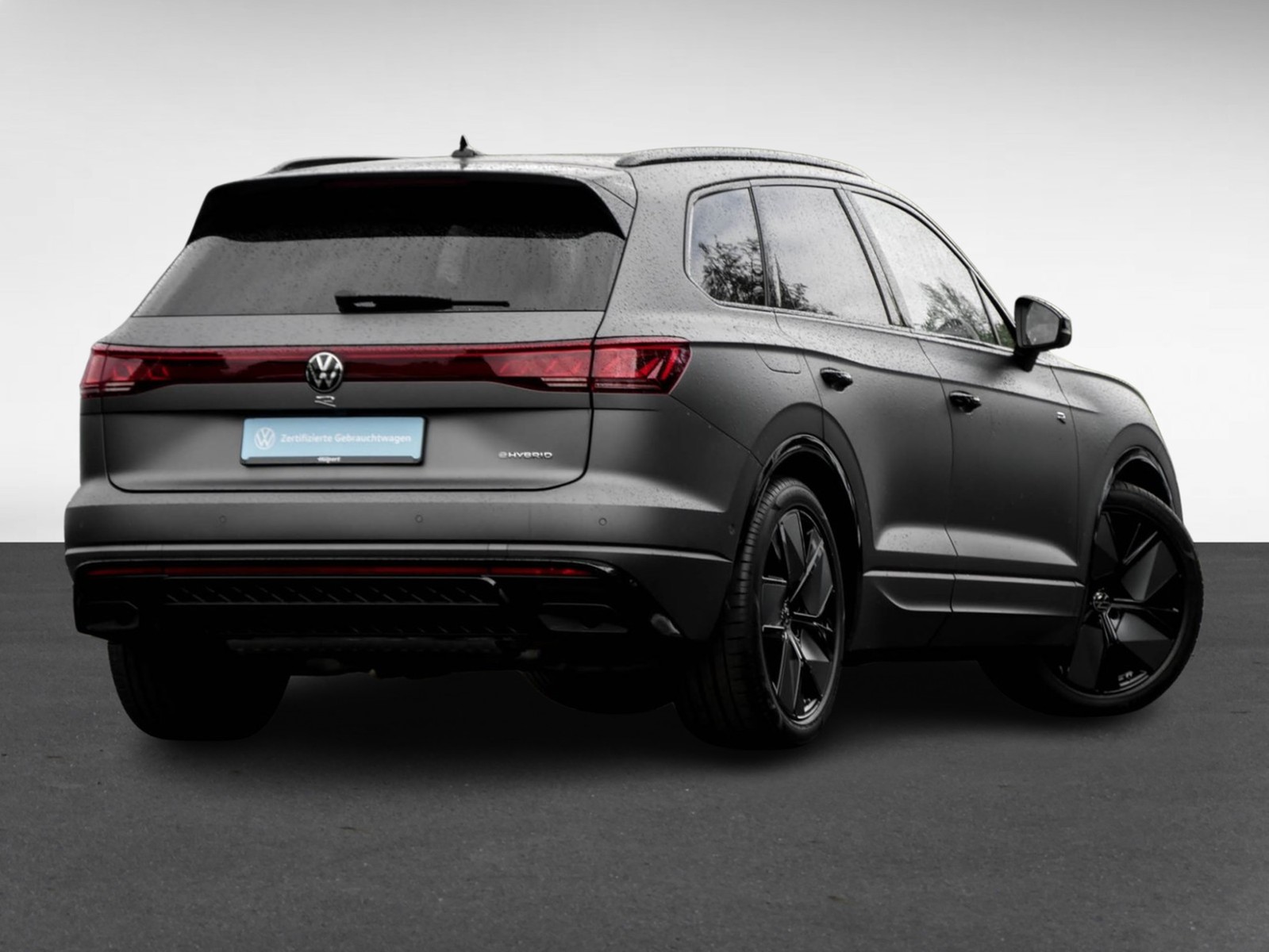 Volkswagen Touareg HYBRID R NEUES MODELL PANO CAM LM21