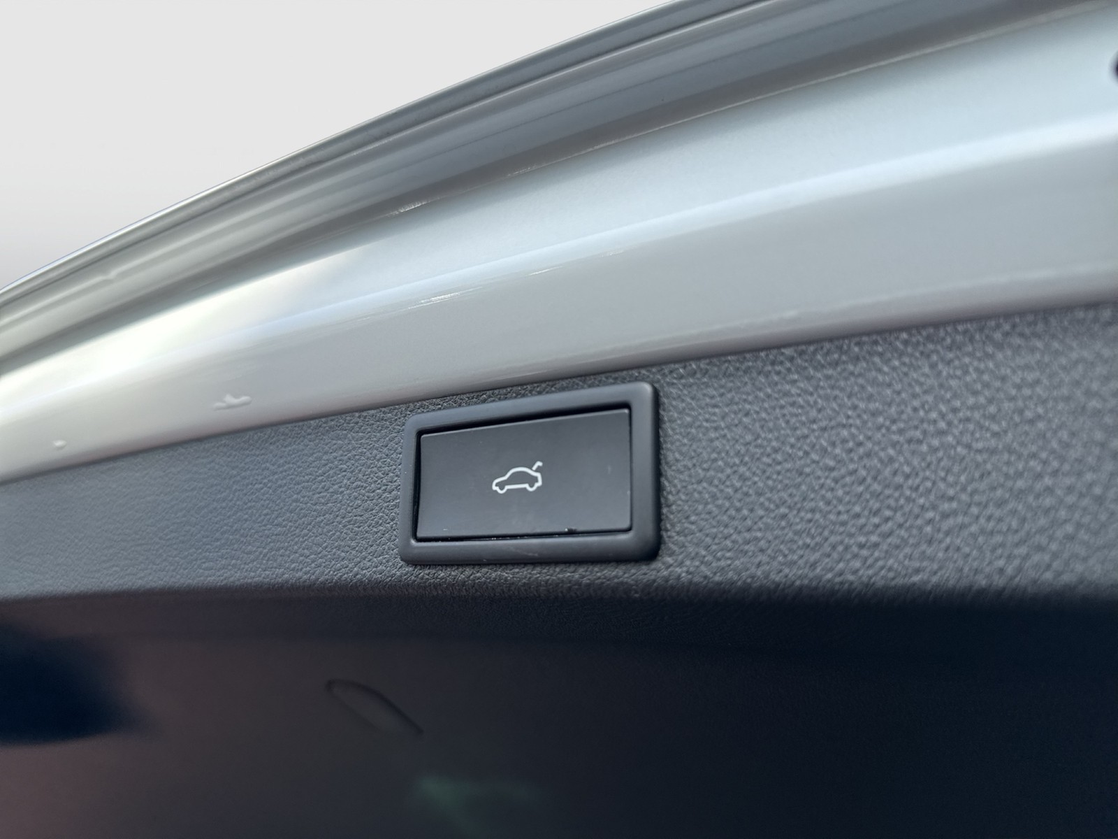 Skoda Octavia Combi 1.5 TOUR CAM LM19 E-KLAPPE NAVI