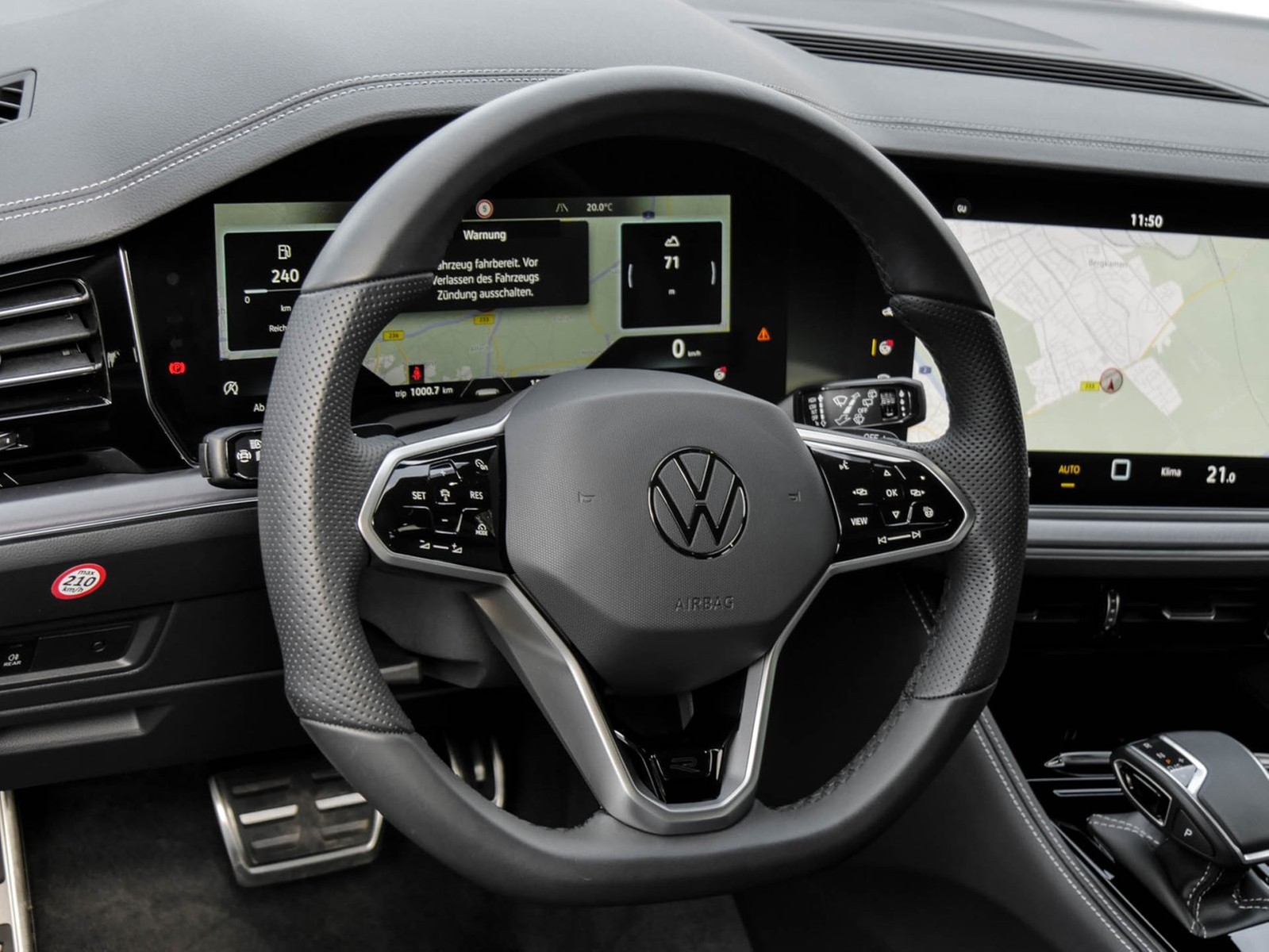 Volkswagen Touareg V6 R-LINE NEUES MODELL AHK CAM ACC LM19