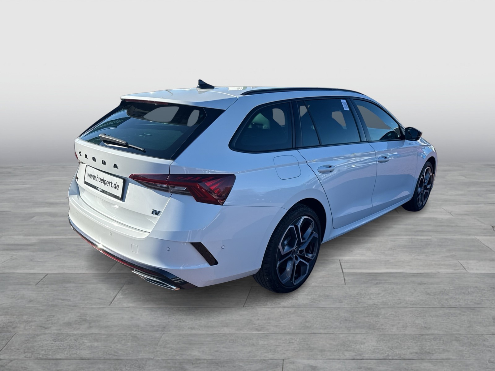 Skoda Octavia Combi 1.4 iV RS STANDHZ CAM LM19 HEAD-UP