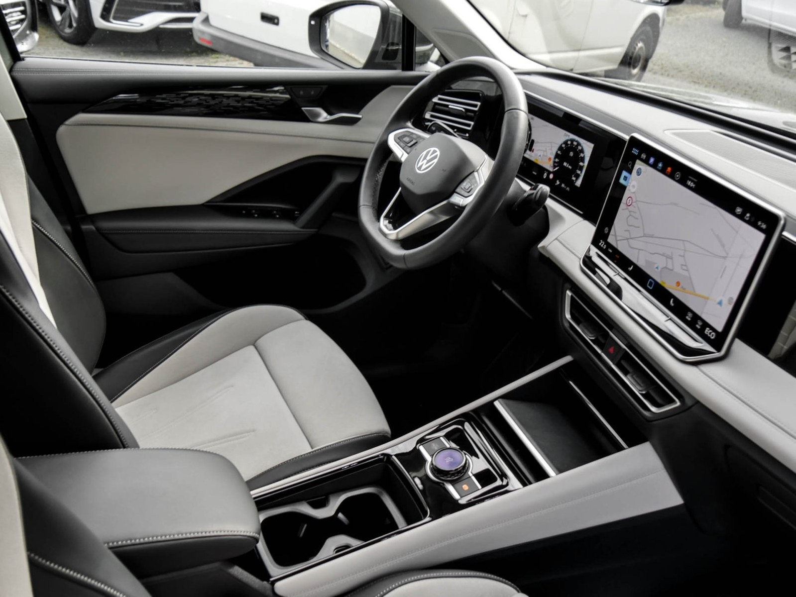 Volkswagen Tiguan 1.5 HYBRID ELEGANCE NEUES MODELL AHK ACC