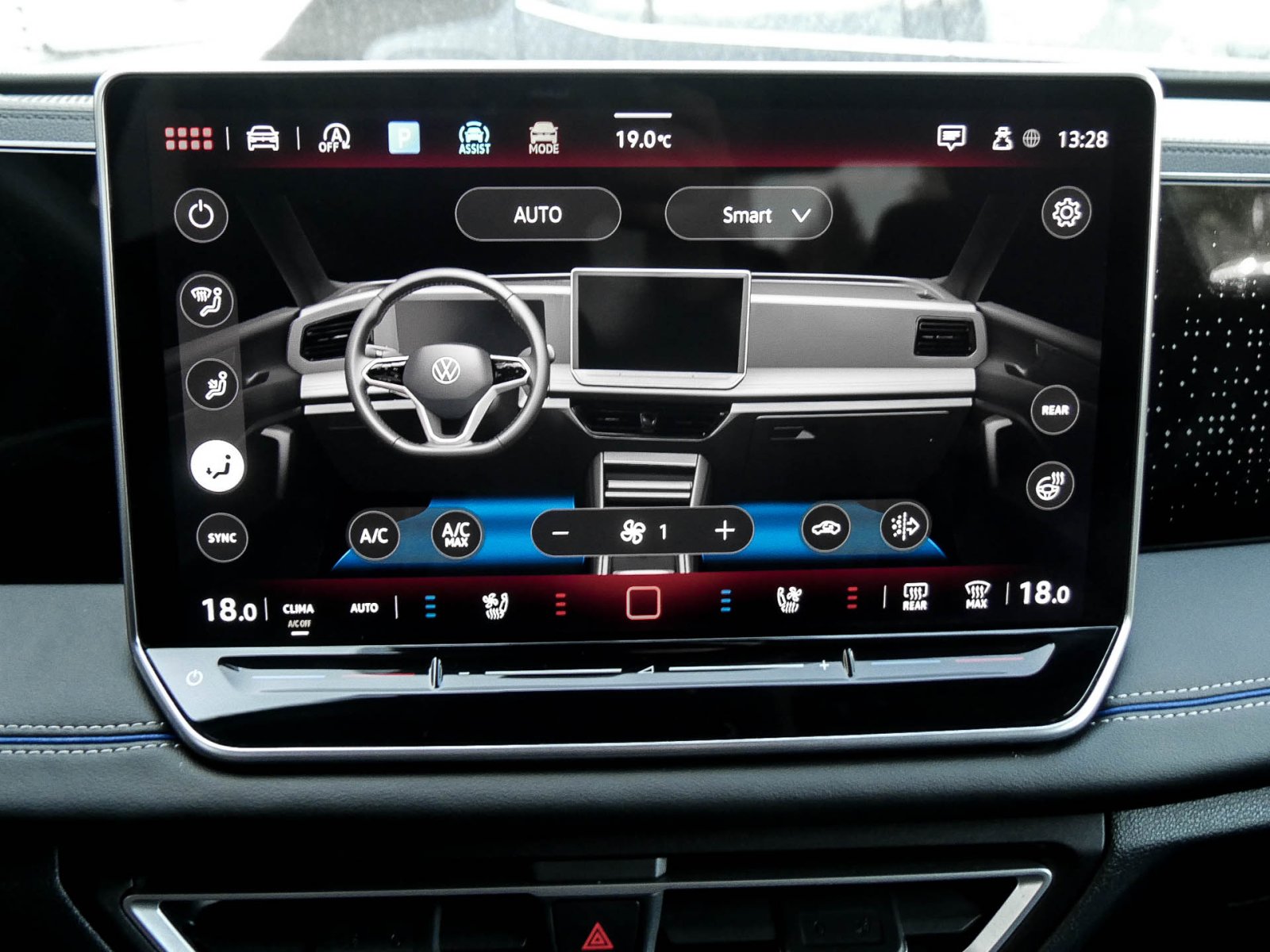 Volkswagen Tiguan 2.0 R-LINE NEUESMODELL LEDER AHK CAM LM19