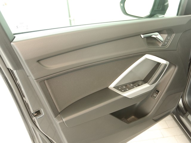 Audi Q3 35 S LINE BLACKPAK STANDHZ. LM19 CARPLAY