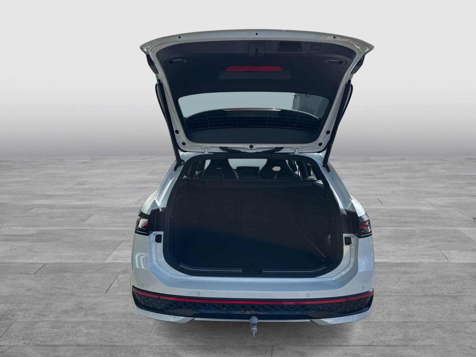 Volkswagen Passat Variant 1.5 HYBRID R-LINE LEDER AHK LM19