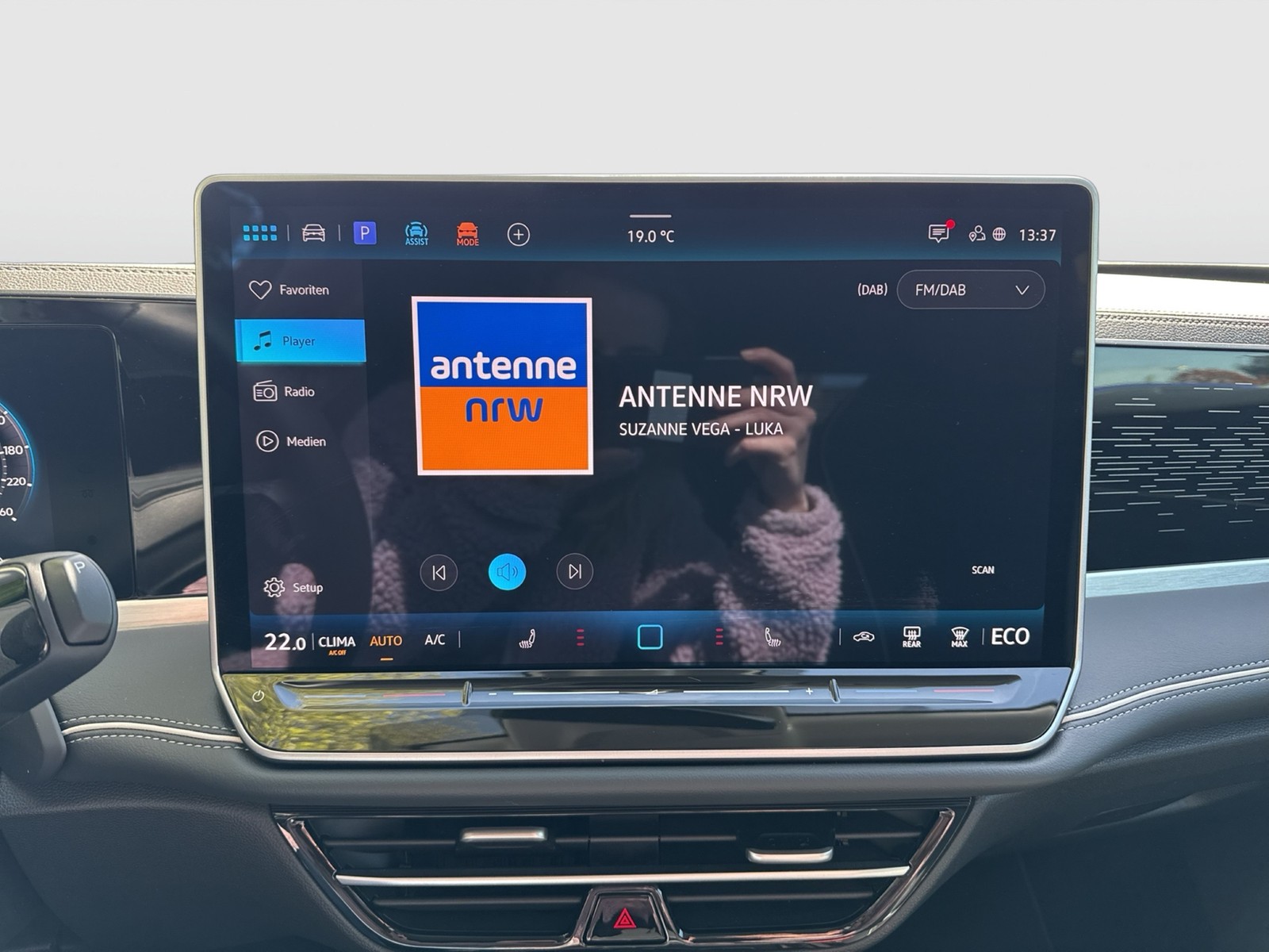 Volkswagen Passat Variant 1.5 HYBRID ELEGANCE AHK 360°CAM