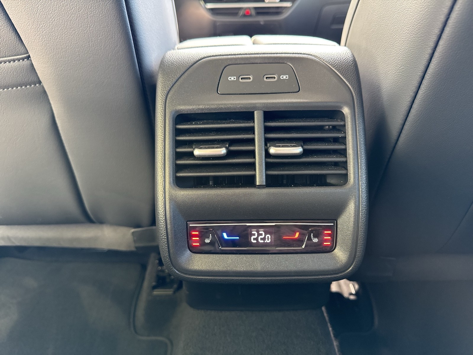 Volkswagen Passat Variant 1.5 HYBRID ELEGANCE AHK 360°CAM