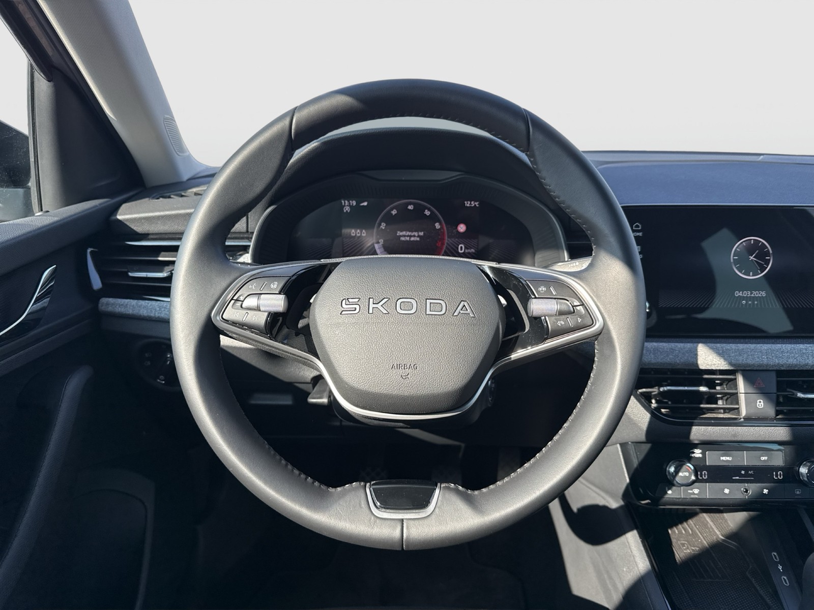 Skoda Scala 1.0 TOUR BLACKPACKAGE CAM MATRIX CARPLAY