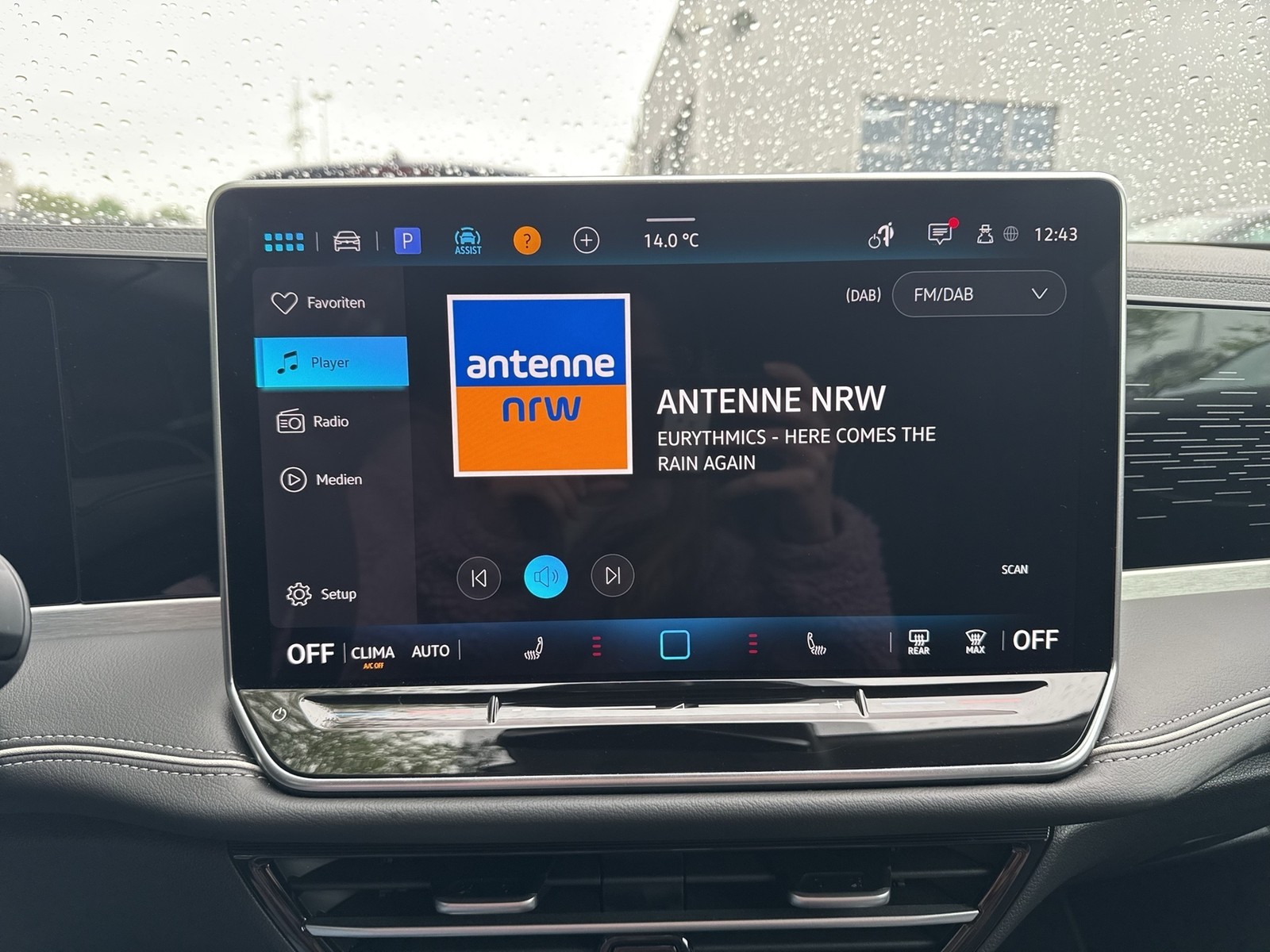 Volkswagen Passat Variant 1.5 HYBRID ELEGANCE AHK CAM ACC