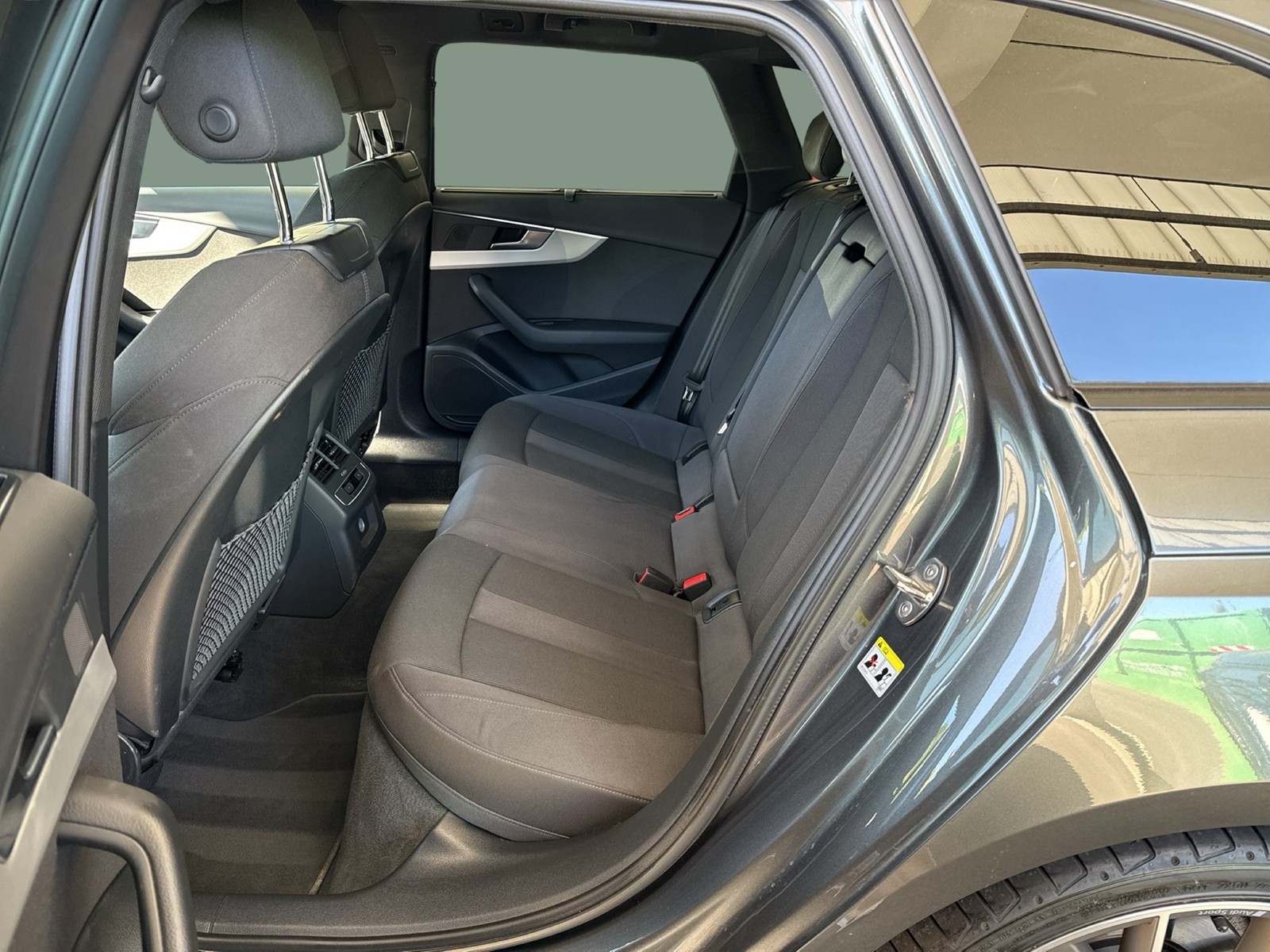 Audi A4 Avant 30 S LINE COMPETITION BLACKPAK CAM ALU19
