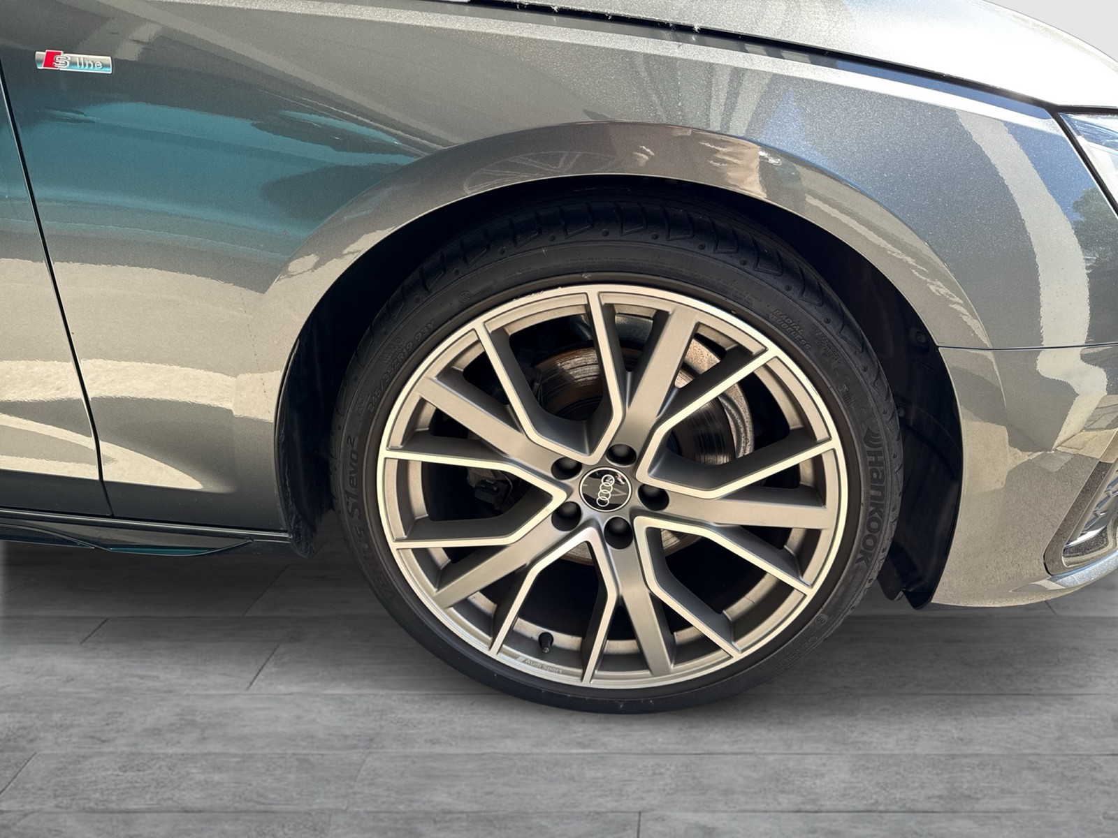 Audi A4 Avant 30 S LINE COMPETITION BLACKPAK CAM ALU19