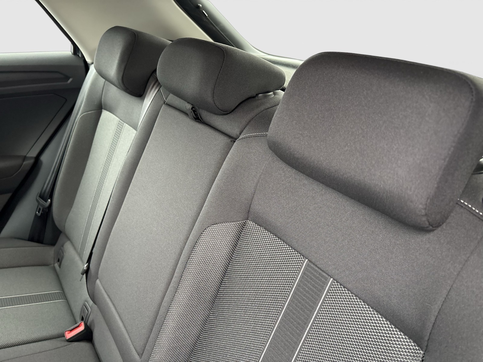 Volkswagen T-Roc 1.0 LIFE ACC NAVI LM17 CARPLAY SITZHEIZUNG