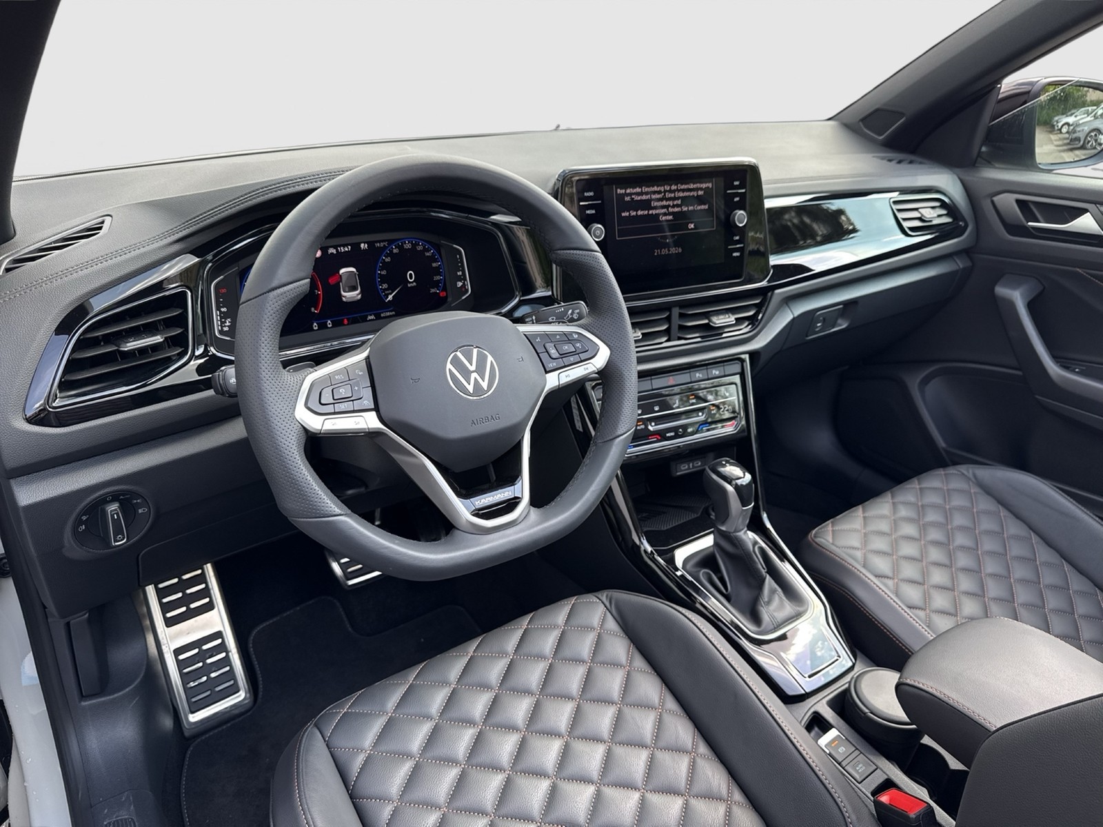 Volkswagen T-Roc Cabriolet 1.5 R-LINE EDITION KARMANN LEDER