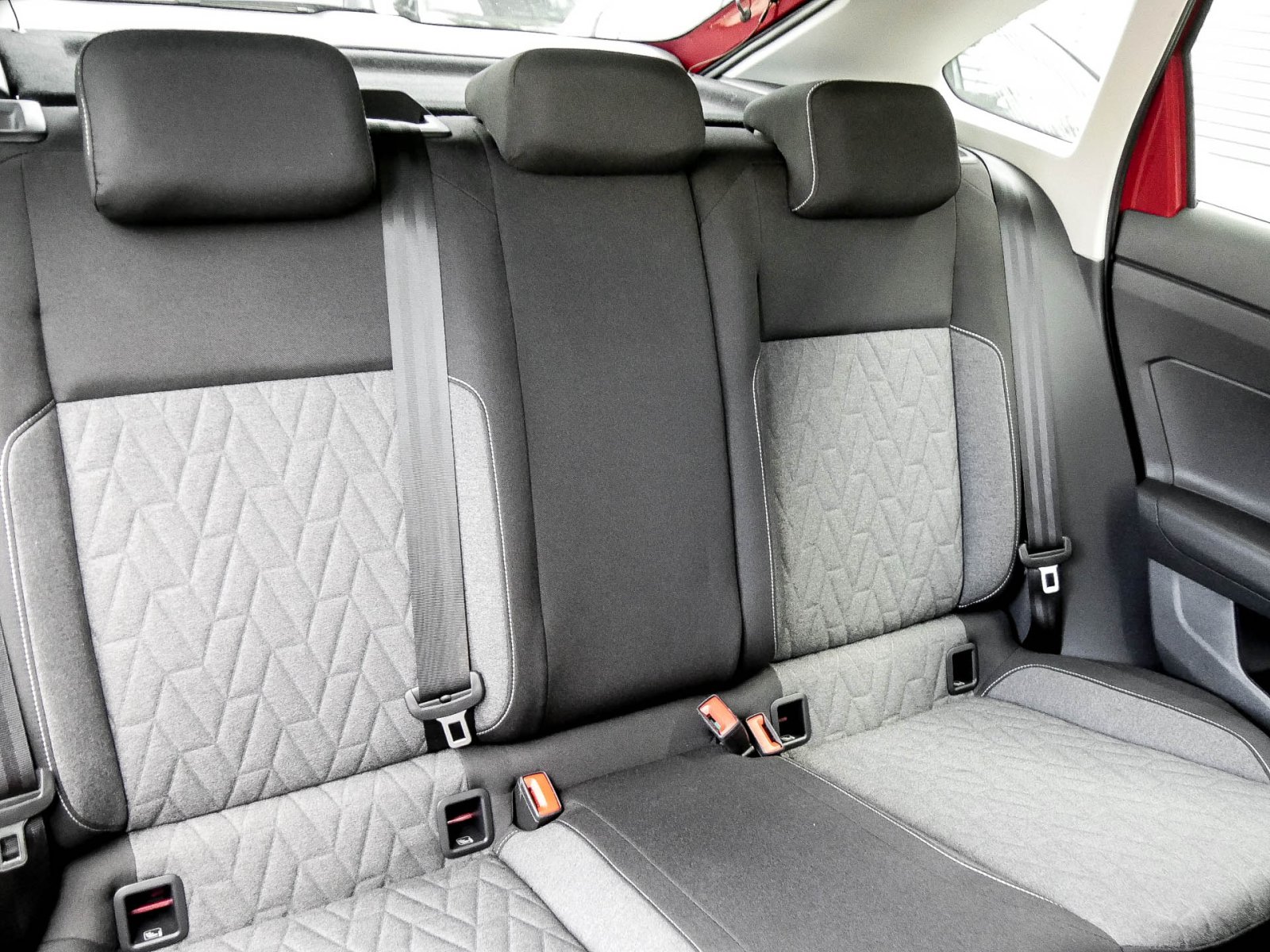 Volkswagen Taigo 1.5 MOVE BEATS CAM CARPLAY SITZHEIZUNG ALU