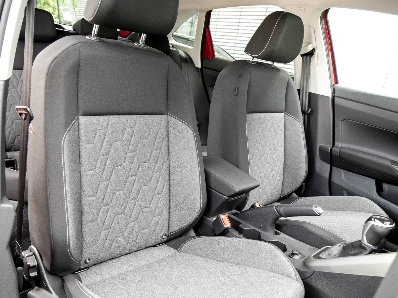 Volkswagen Taigo 1.5 MOVE BEATS CAM CARPLAY SITZHEIZUNG ALU