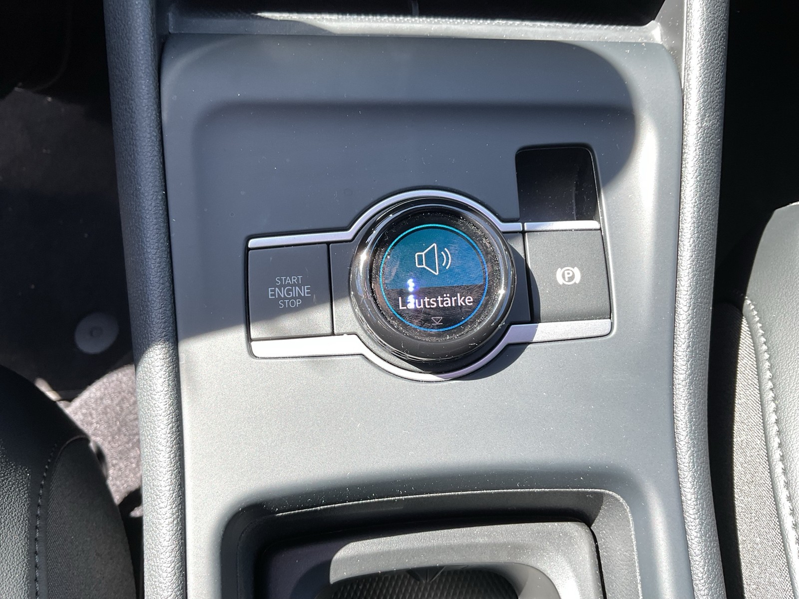 Volkswagen Tiguan 1.5 HYBRID LIFE AHK CAM ACC LM18 NAVI