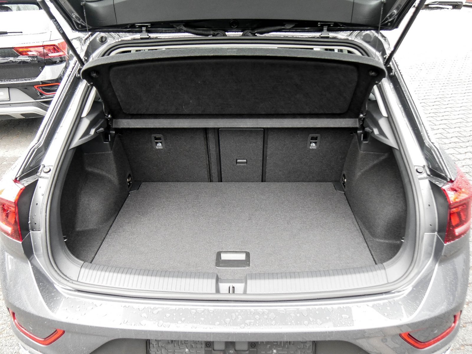 Volkswagen T-Roc 1.5 STYLE STANDHEIZ PANO CAM ACC LM17 NAVI