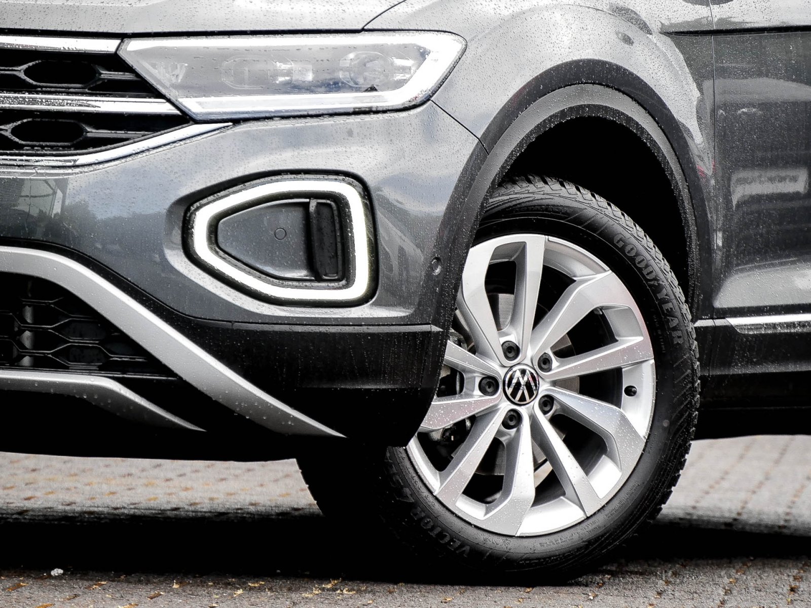 Volkswagen T-Roc 1.5 STYLE STANDHEIZ PANO CAM ACC LM17 NAVI