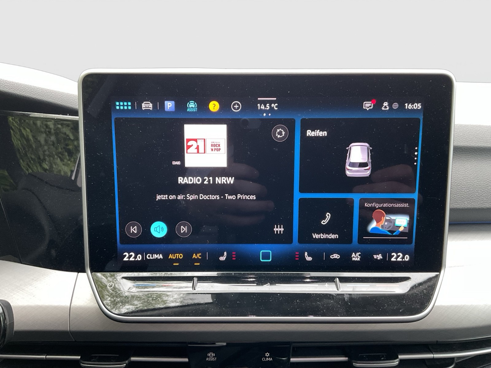 Volkswagen Golf VIII 1.5 LIFE ACC CARPLAY ALU SITZHEIZUNG