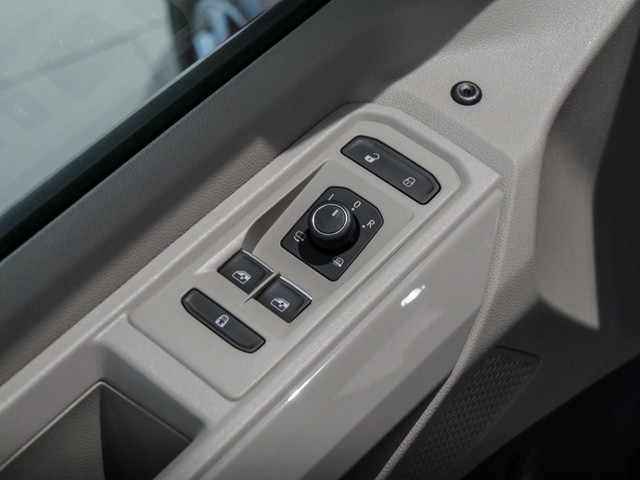 Volkswagen T7 Multivan 2.0 STYLE AHK 360°CAM ACC LM18 NAVI