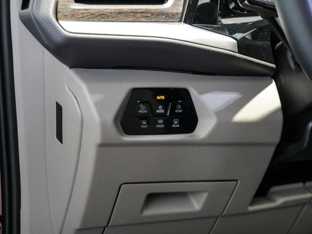 Volkswagen T7 Multivan 2.0 STYLE AHK 360°CAM ACC LM18 NAVI