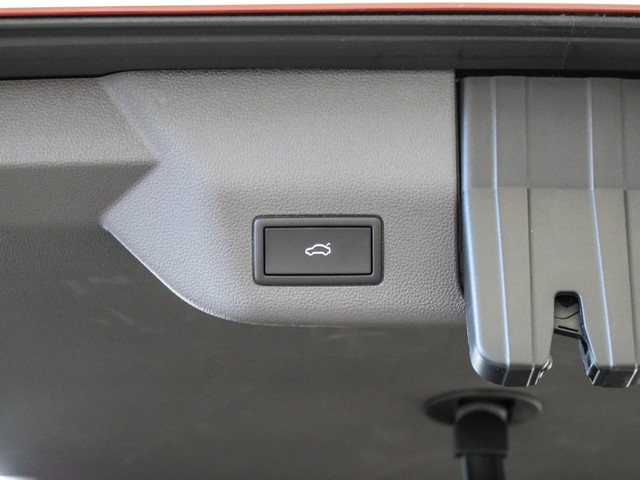Volkswagen T7 Multivan 2.0 STYLE AHK 360°CAM ACC LM18 NAVI