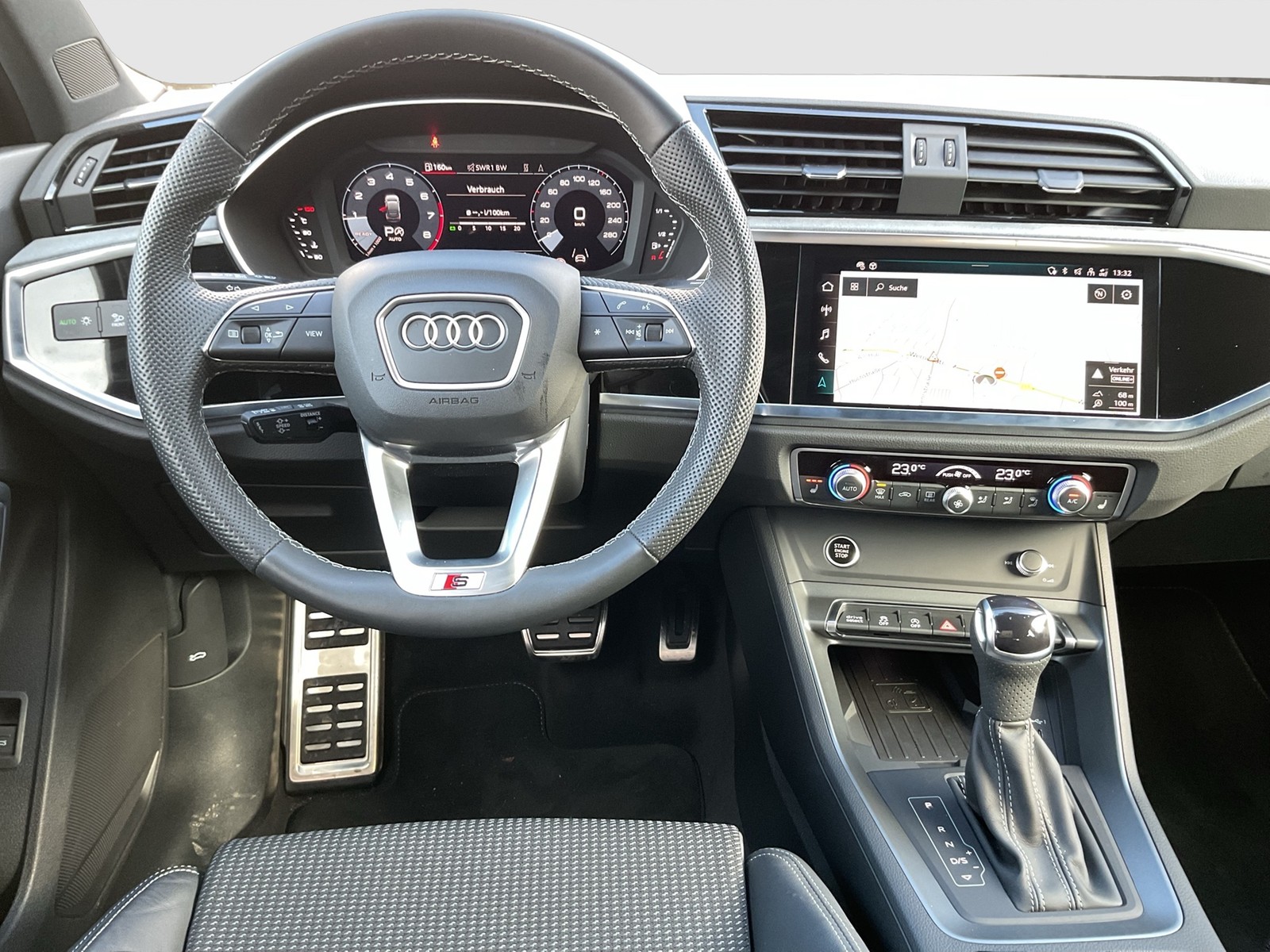 Audi Q3 Sportback 35 S LINE AHK ACC LM18 EKLAPPE NAVI+