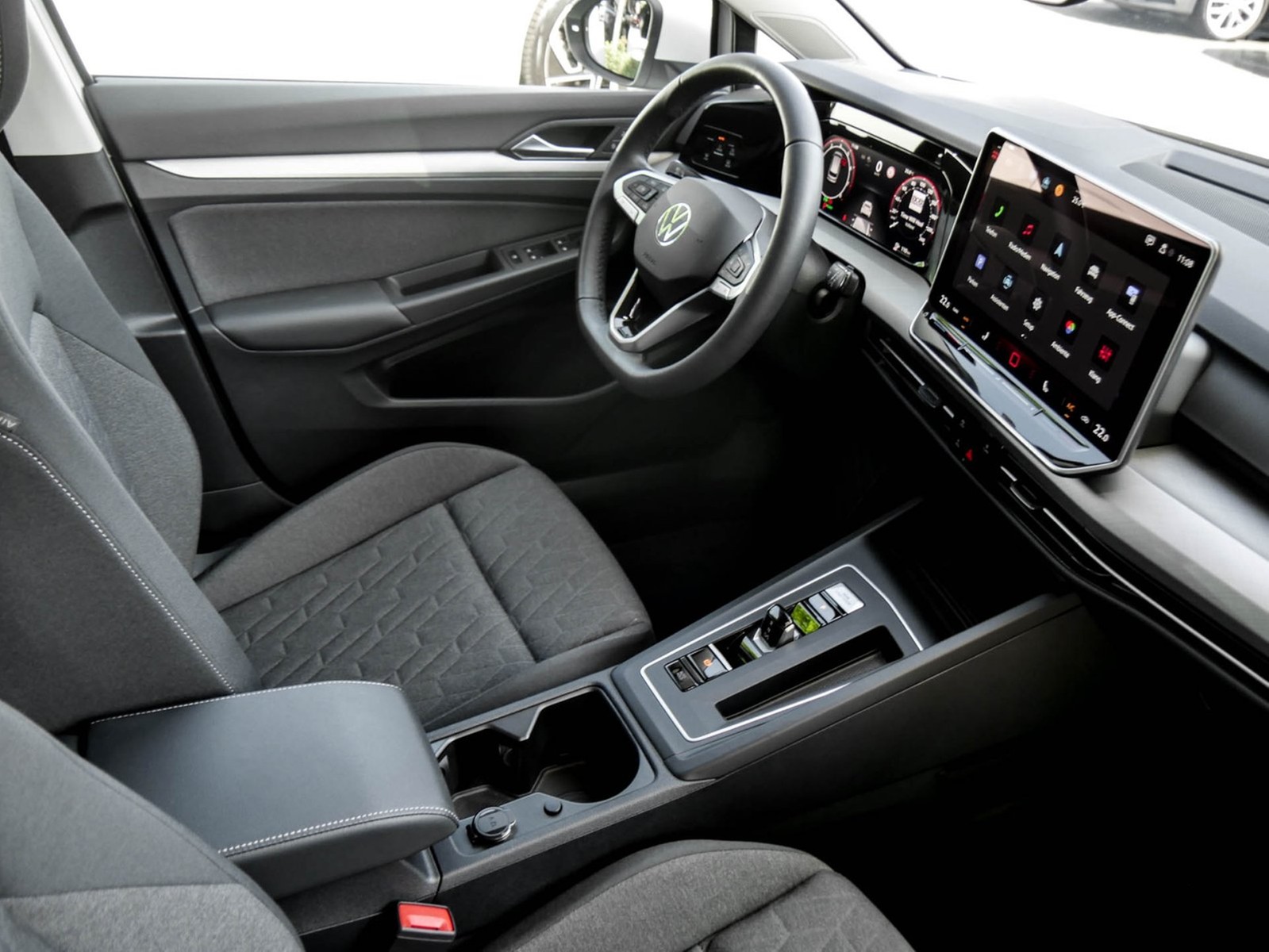 Volkswagen Golf Variant VIII 1.5 eTSI LIFE FACELIFT ACC 17Z