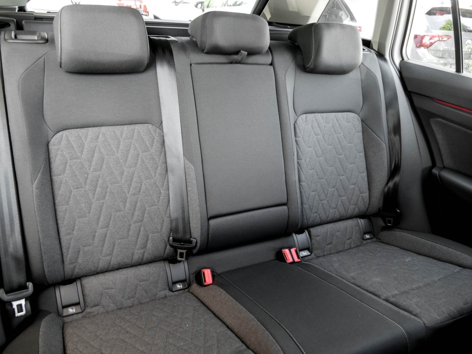 Volkswagen Golf Variant VIII 1.5 eTSI LIFE FACELIFT ACC 17Z