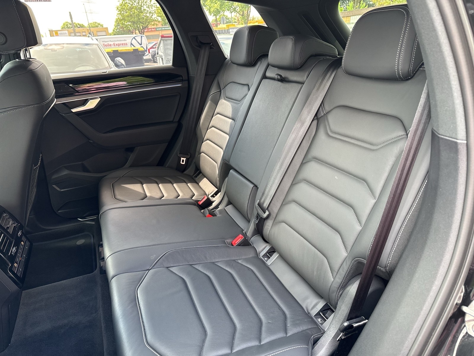 Volkswagen Touareg HYBRID R AHK CAM ACC LM21 HD-MATRIX NAVI