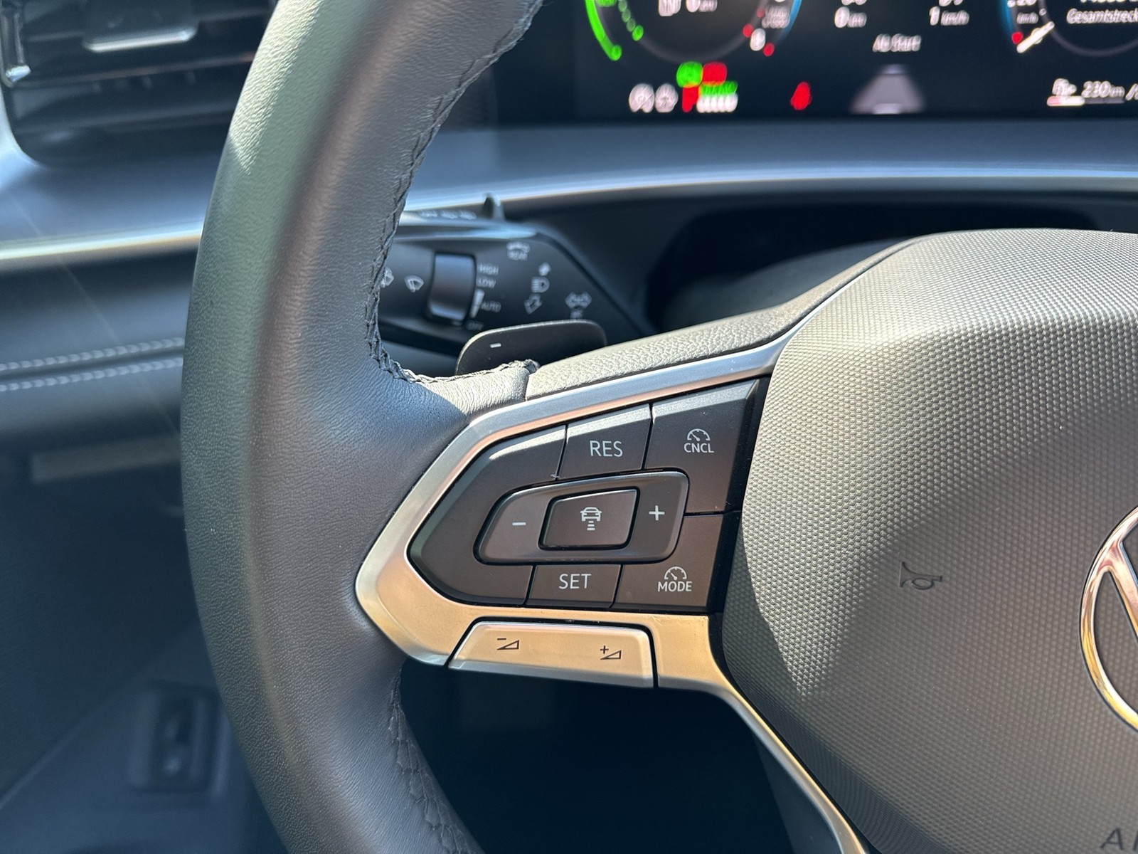 Volkswagen Tayron 1.5 HYBRID LIFE HARMAN KARDON AHK CAM ACC