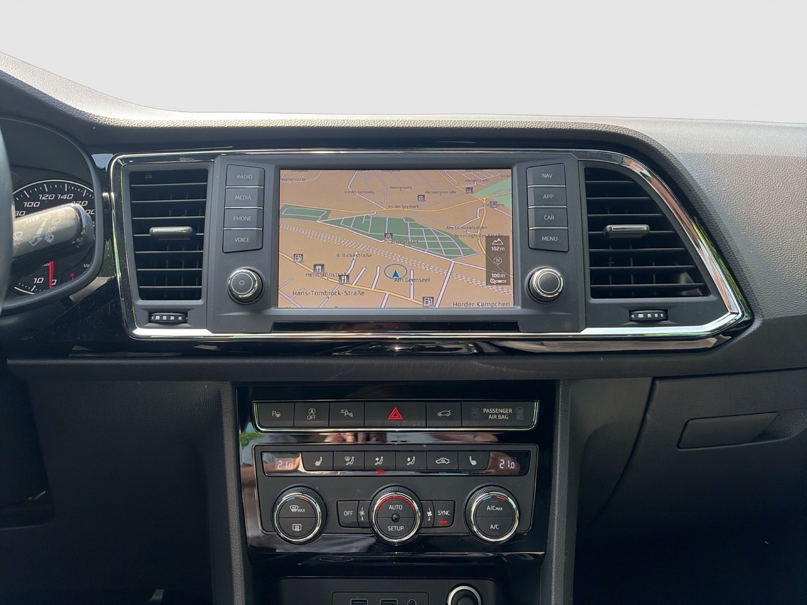 Seat Ateca 2.0 XCELLENCE 4X4 PANO AHK 360CAM ACC LM18