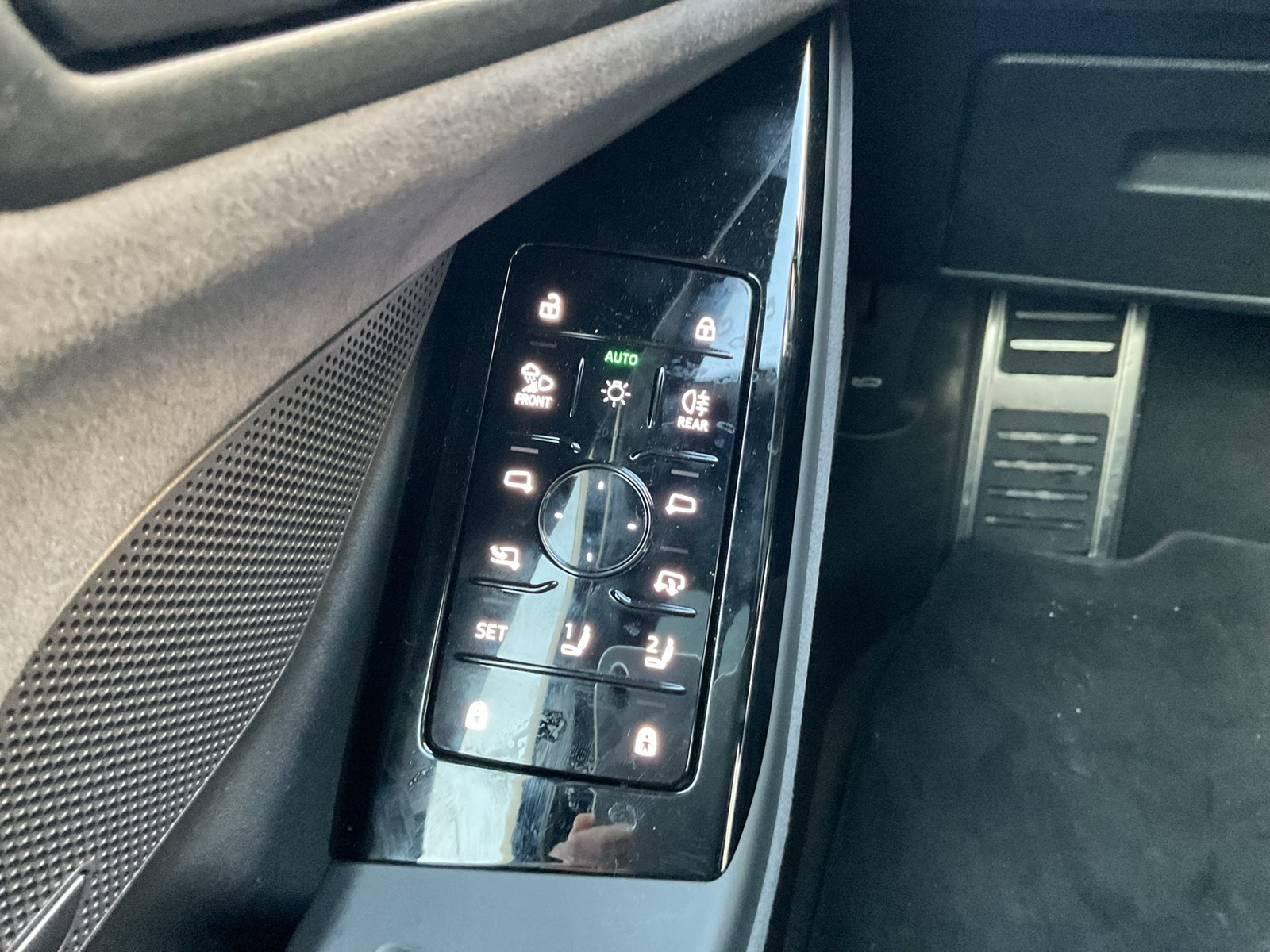 Audi A6 e-tron Avant quattro S LINE PANO AHK B&O LM21