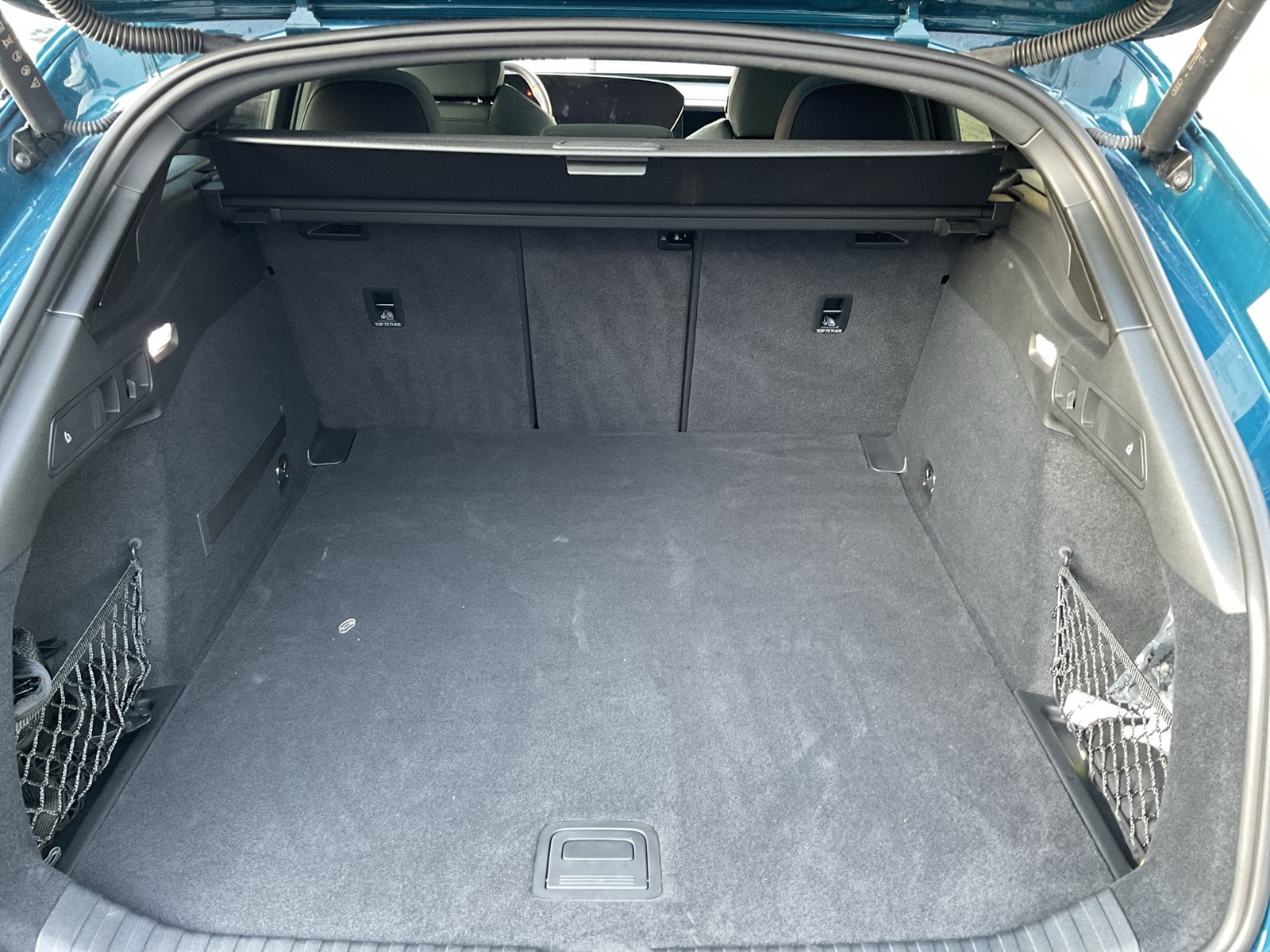 Audi A6 e-tron Avant quattro S LINE PANO AHK B&O LM21