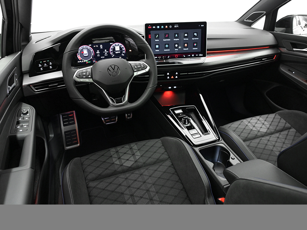 Volkswagen Golf 1.5 R-LINE DSG