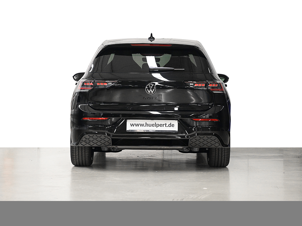 Volkswagen Golf 1.5 R-LINE DSG